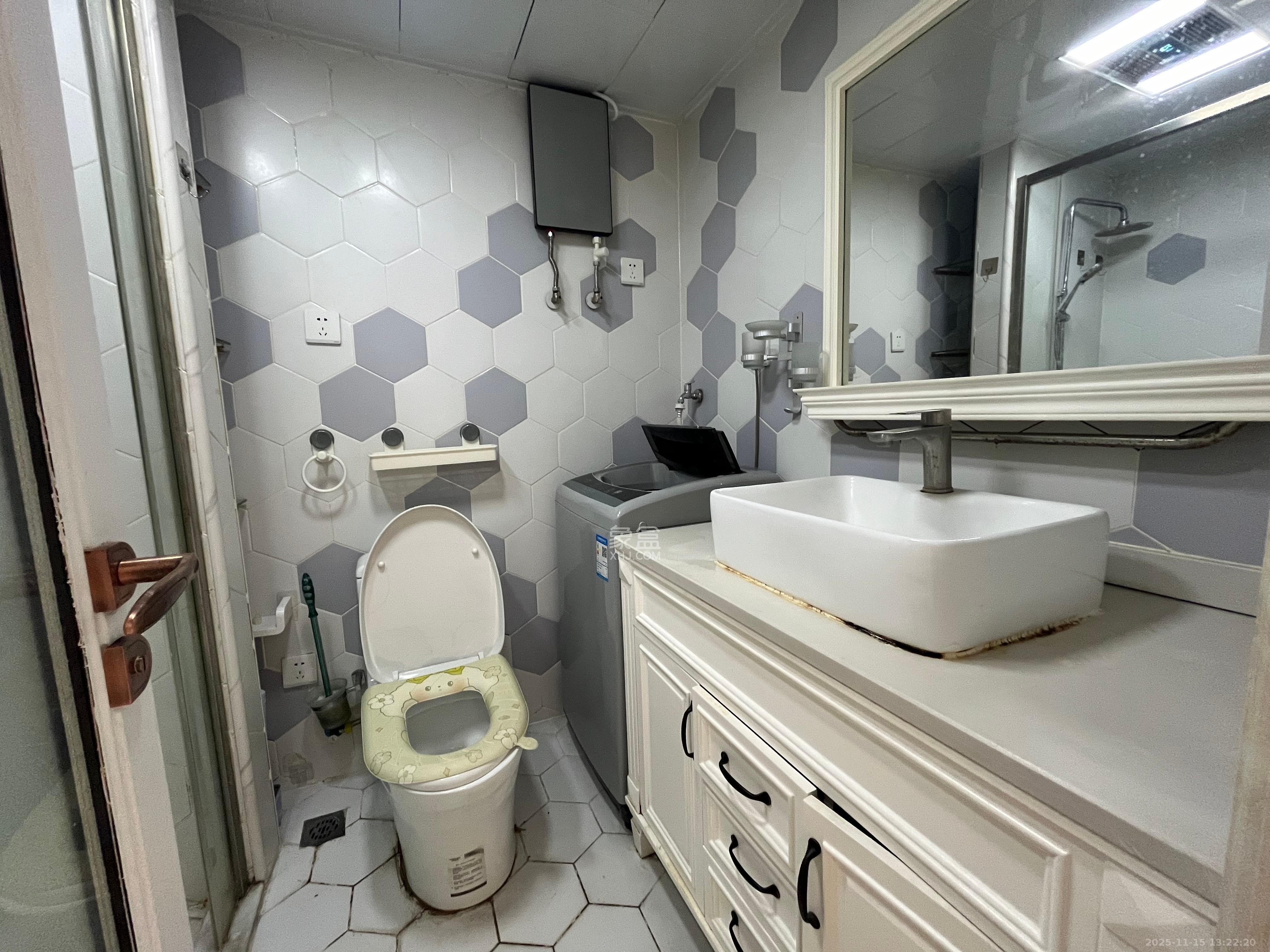 融科东南海 1室0厅1卫 1500.0元/月 融科东南海 1室0厅1卫 1500.0元/月室内图