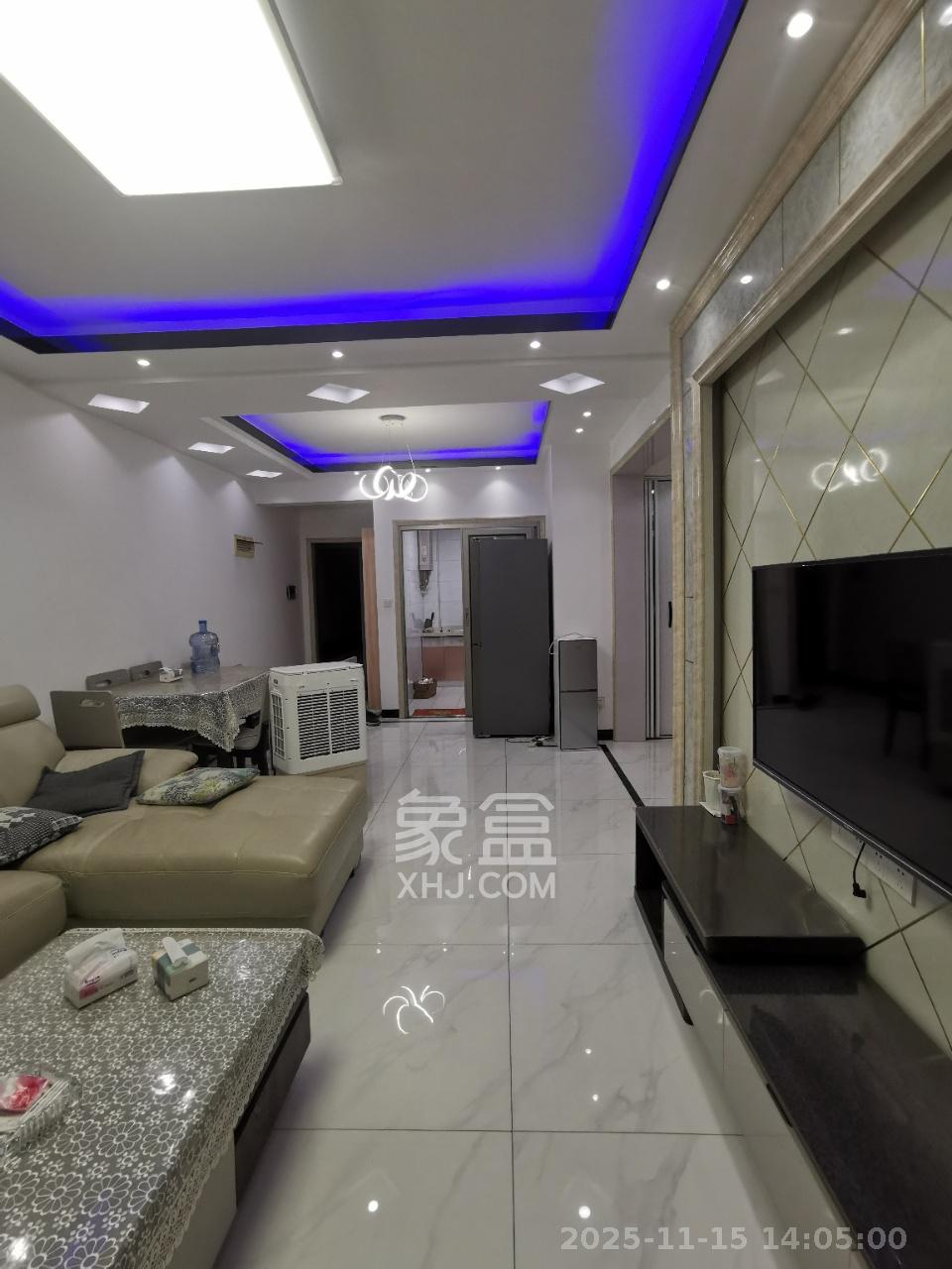 武广新都汇（新都华府二期）  3室2厅1卫    1700.0元/月室内图