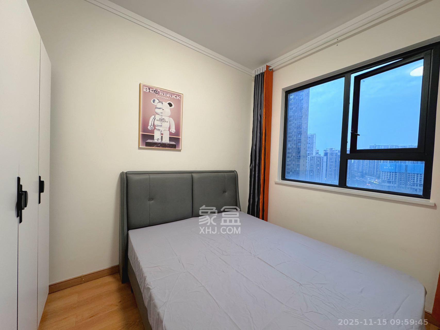 中建嘉和城  4室2厅2卫    2500.0元/月室内图