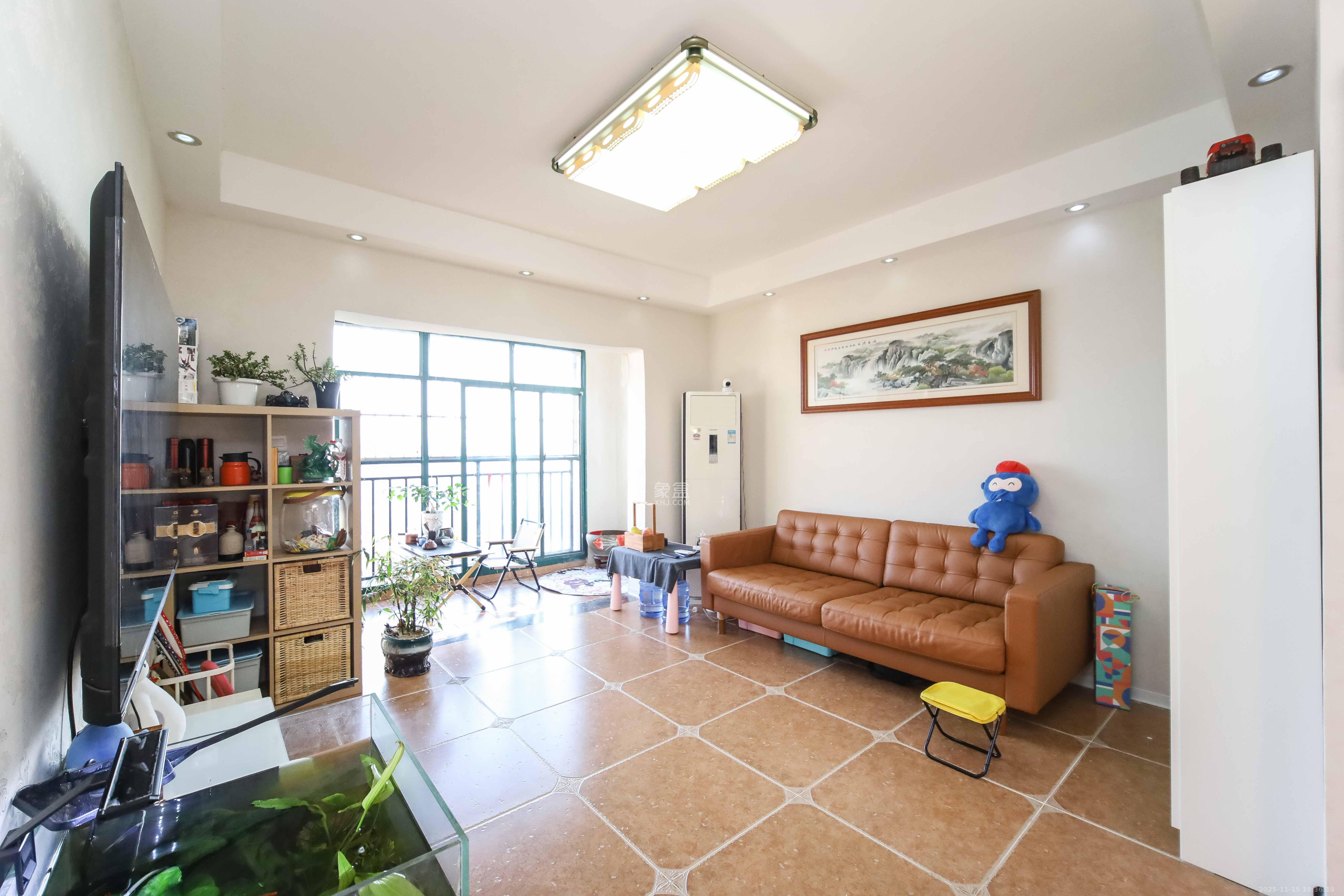 鑫科明珠  2室2厅1卫    69.8万客厅