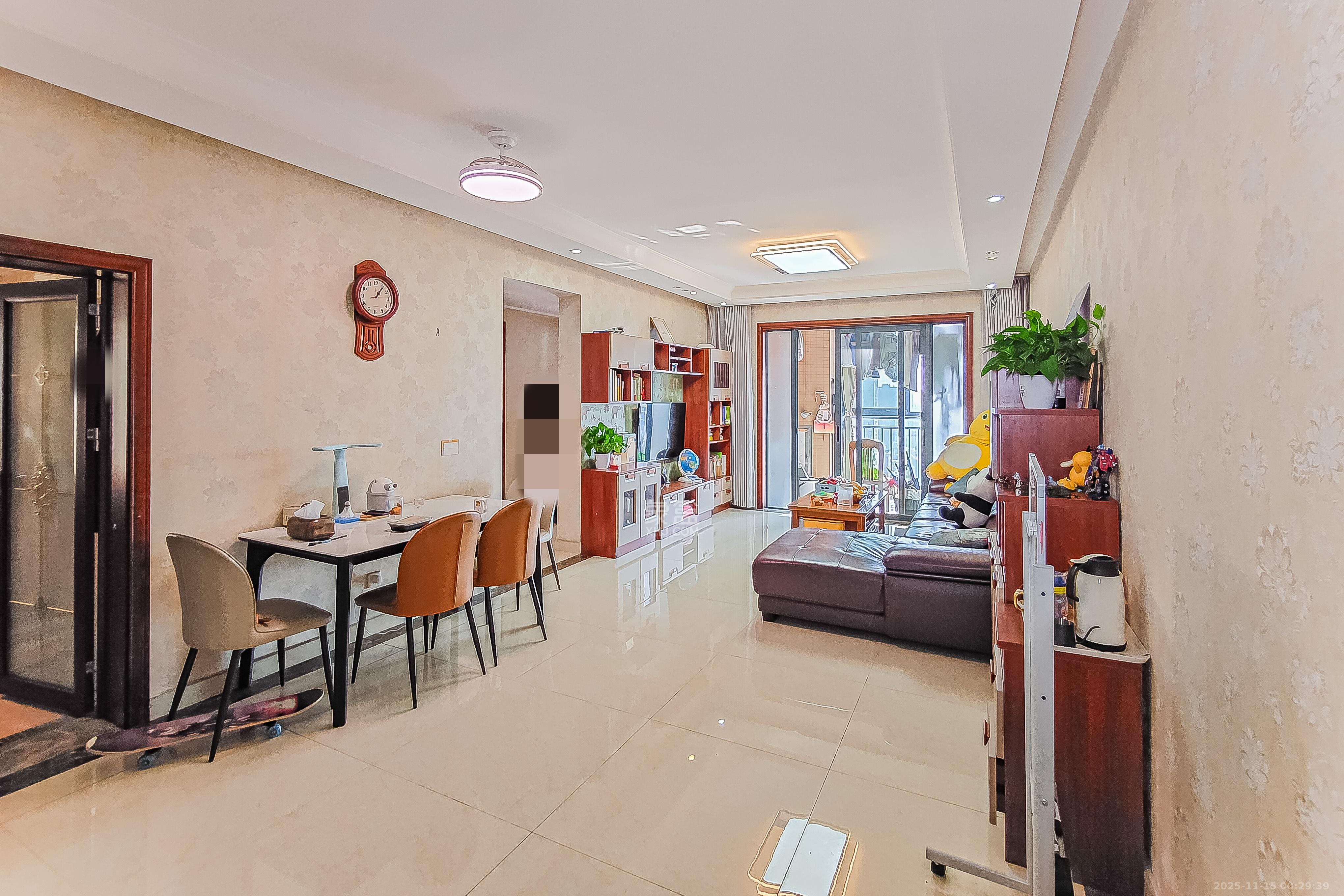 万博汇  3室2厅1卫    170.0万