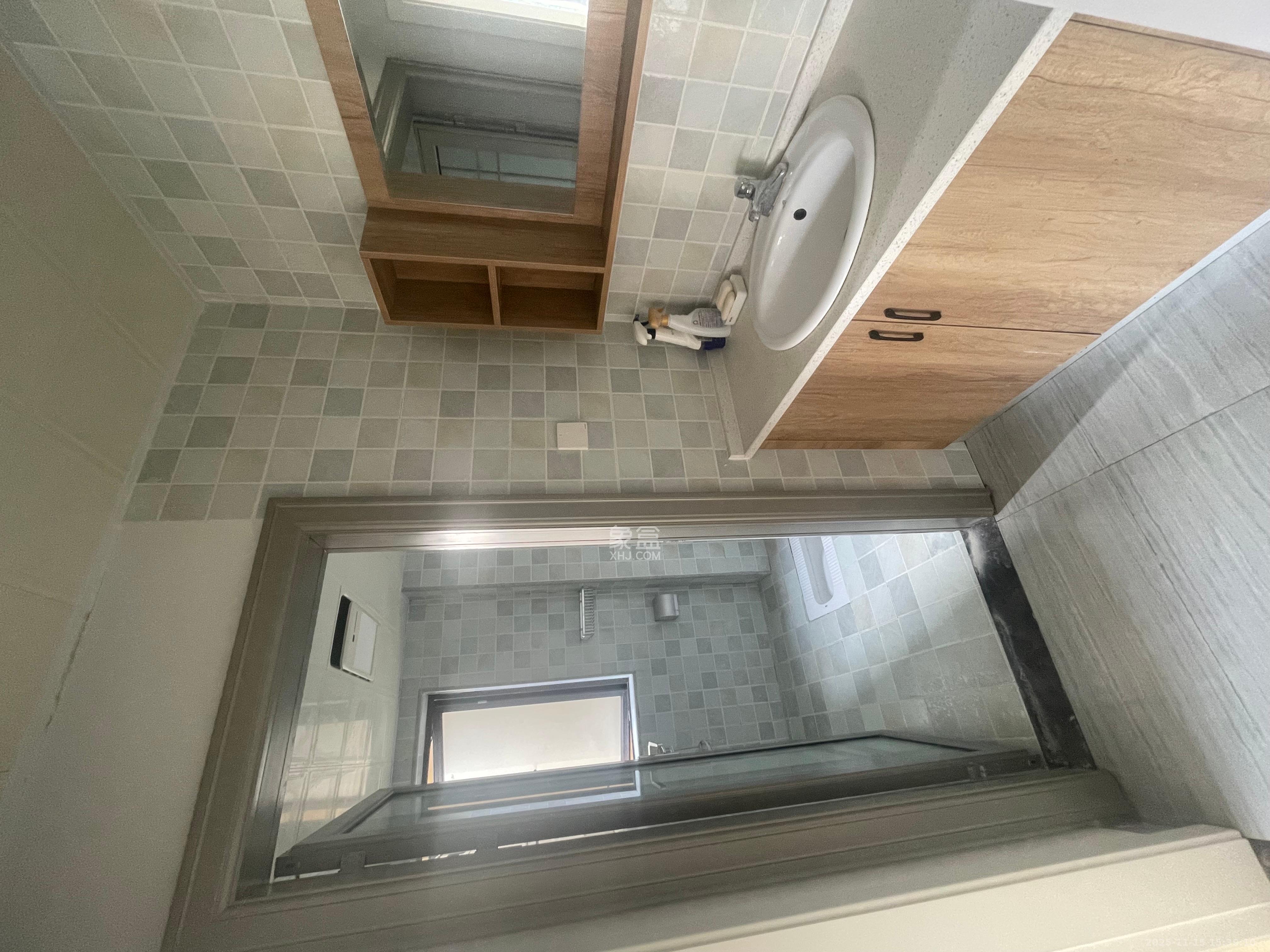 和泓梅溪四季  2室2厅1卫    2200.0元/月室内图