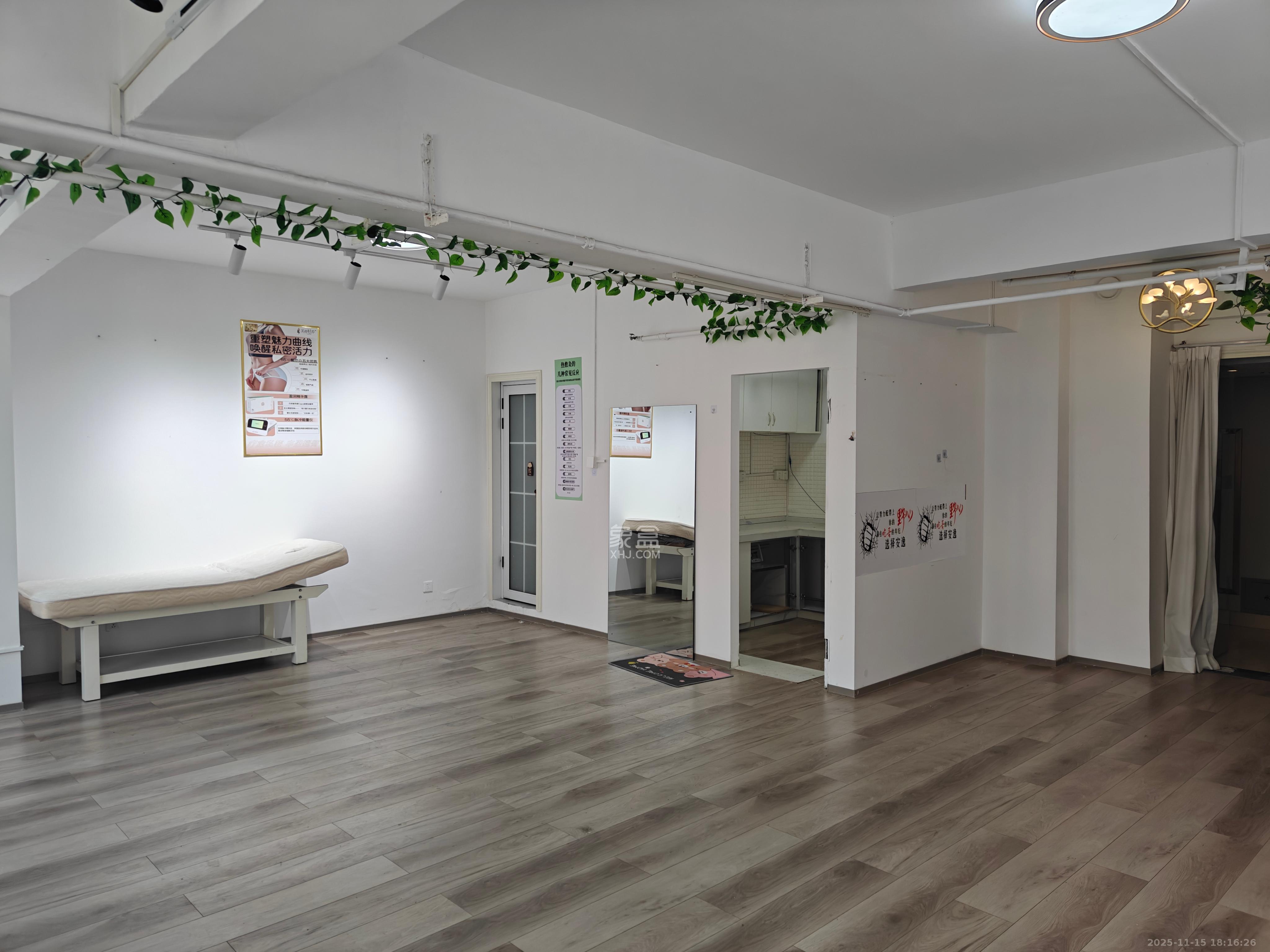 英祥春天 1室1厅1卫 1600.0元/月 英祥春天 1室1厅1卫 1600.0元/月室内图