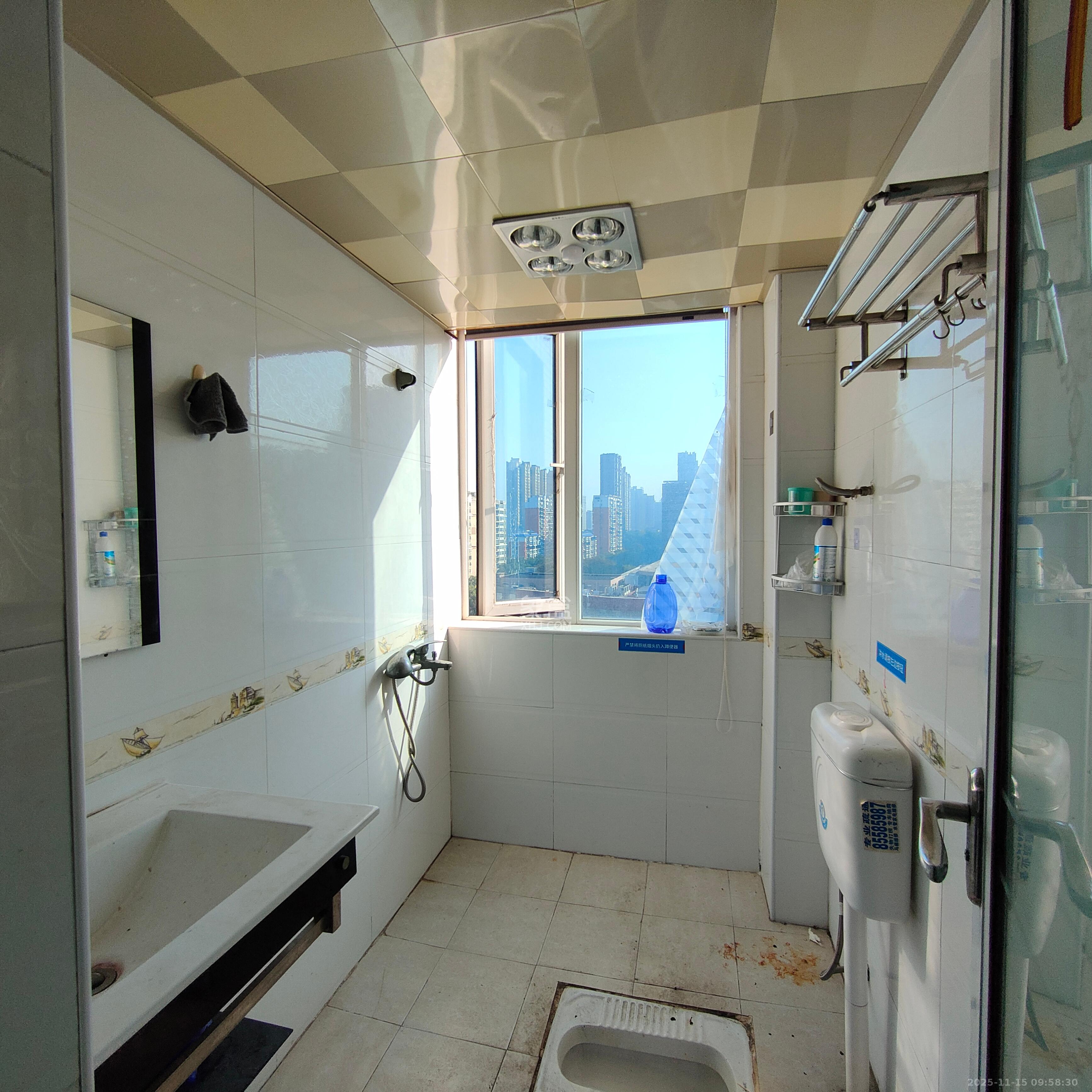 长城华都 1室2厅1卫 3000.0元/月 长城华都 1室2厅1卫 3000.0元/月室内图