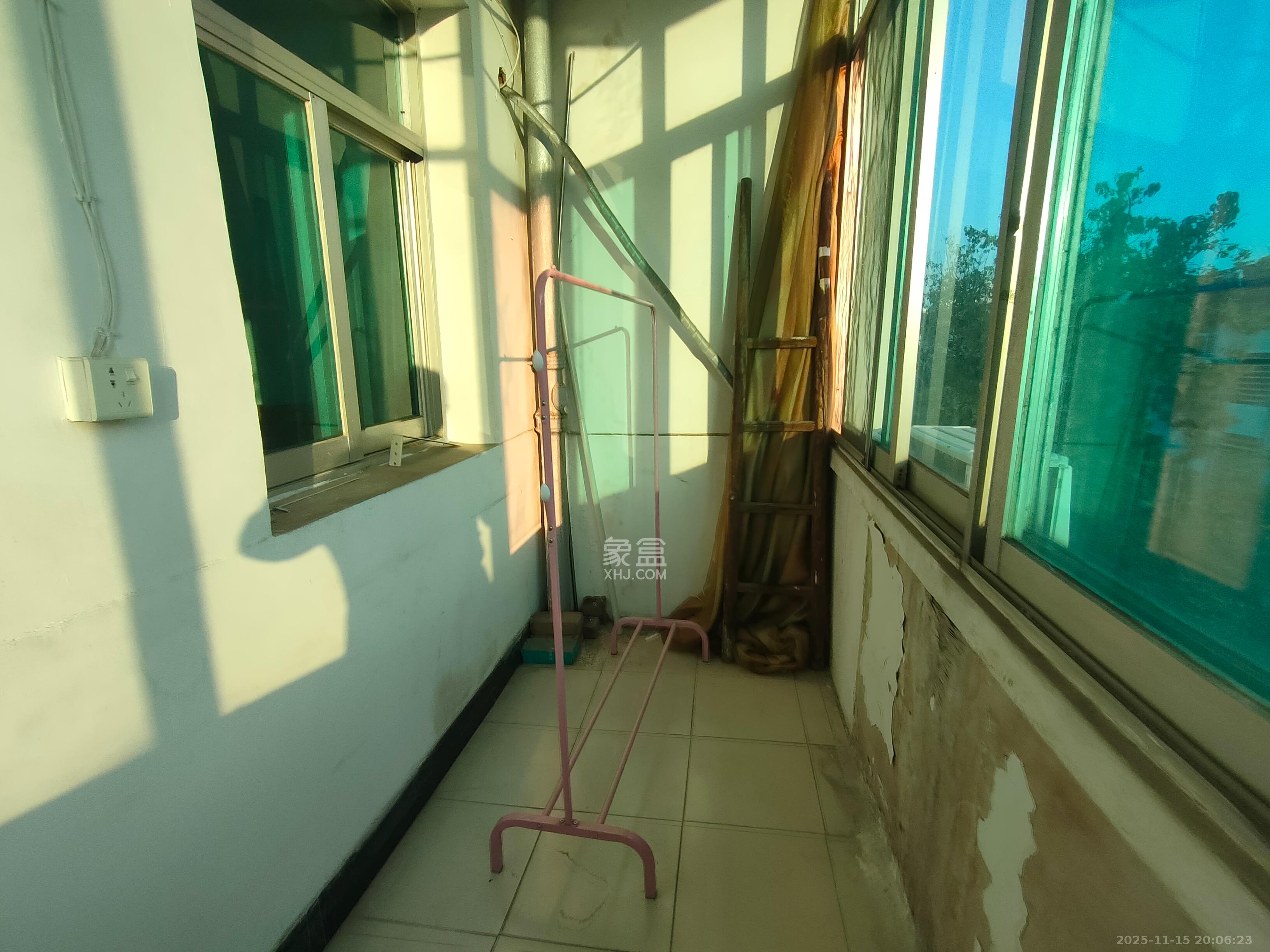 桂花井巷散盘  1室2厅1卫    2000.0元/月室内图