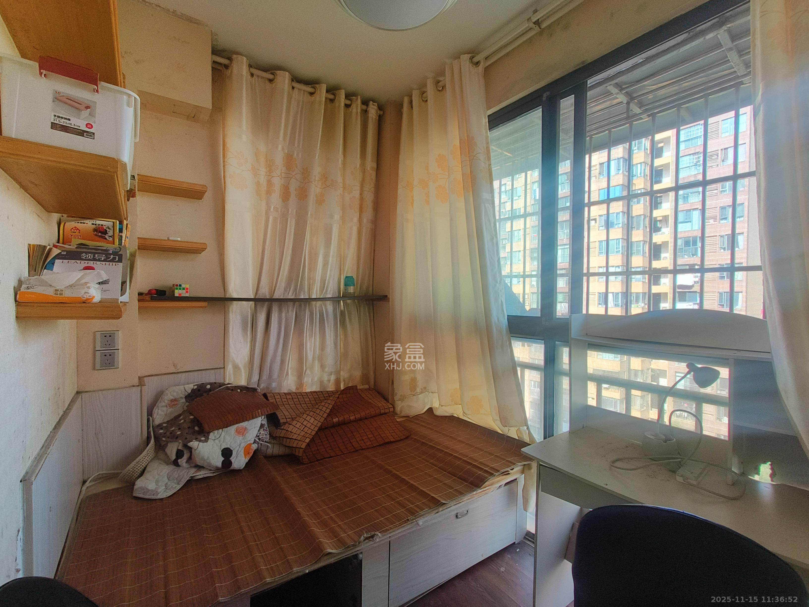 英祥春天  2室2厅1卫    2300.0元/月室内图