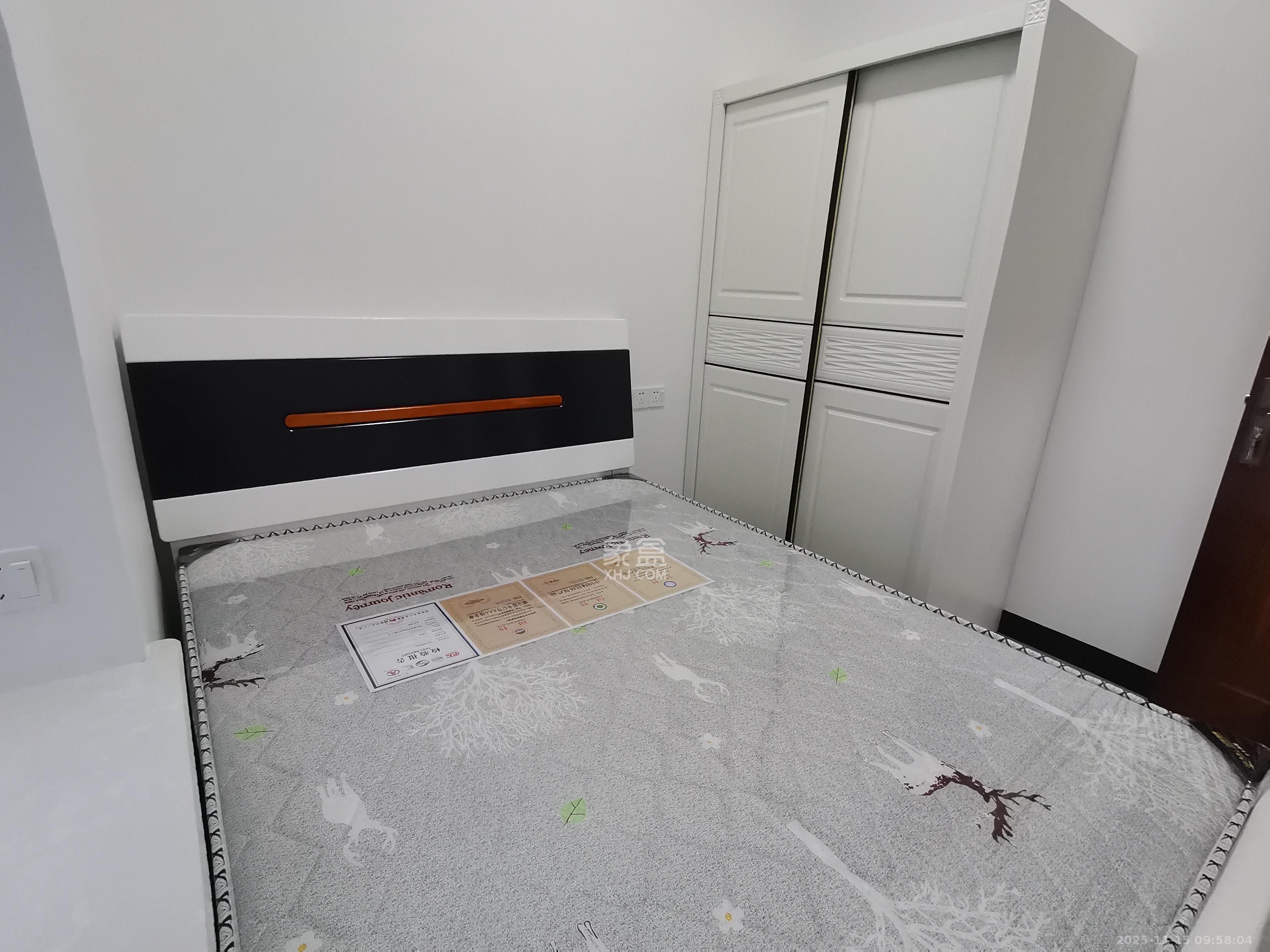 国泰九龙湾 2室2厅1卫 1700.0元/月 国泰九龙湾 2室2厅1卫 1700.0元/月室内图