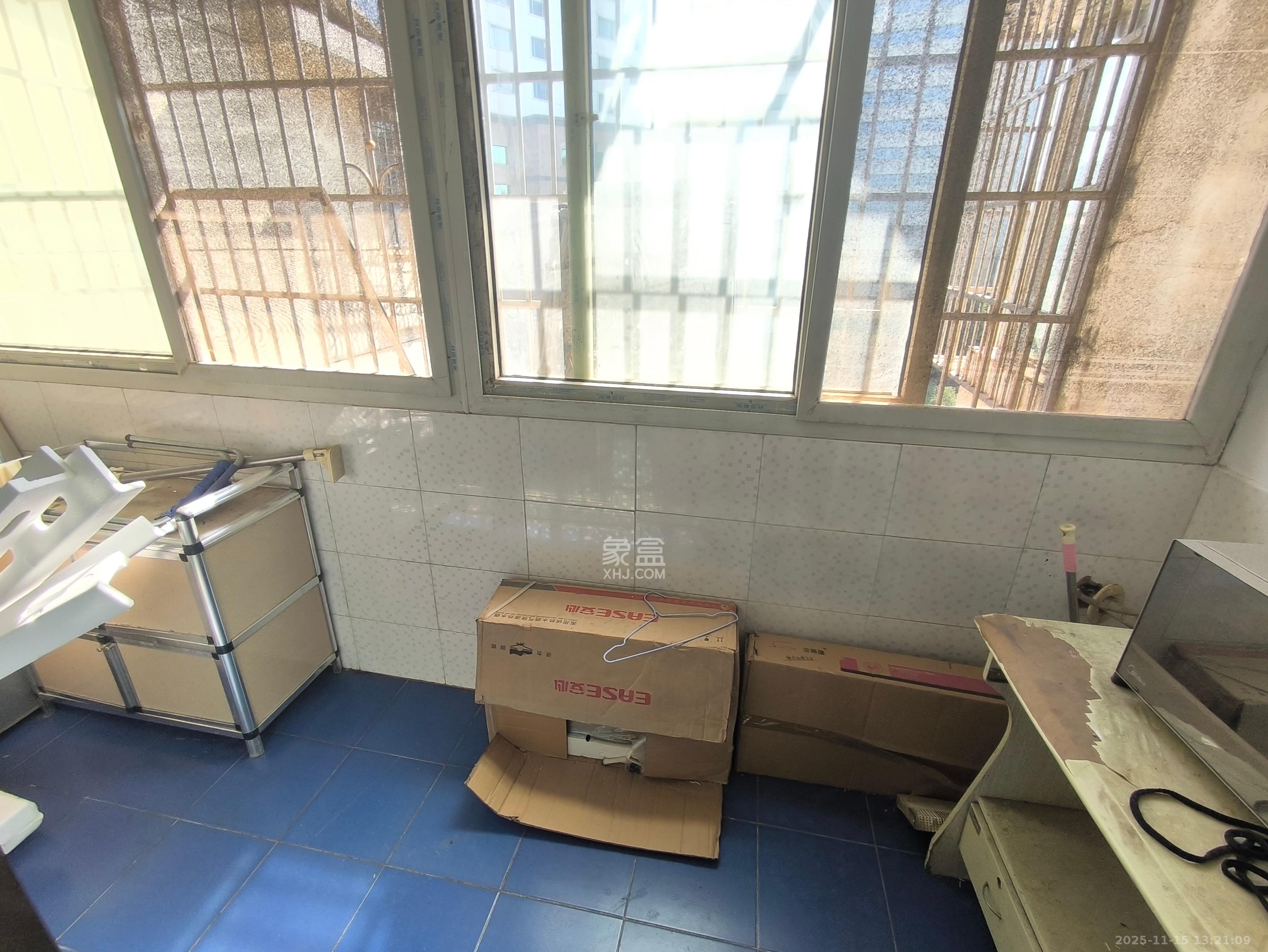 亨景楼(亨璟楼)(享景楼) 1室0厅1卫 1200.0元/月 亨景楼(亨璟楼)(享景楼) 1室0厅1卫 1200.0元/月室内图