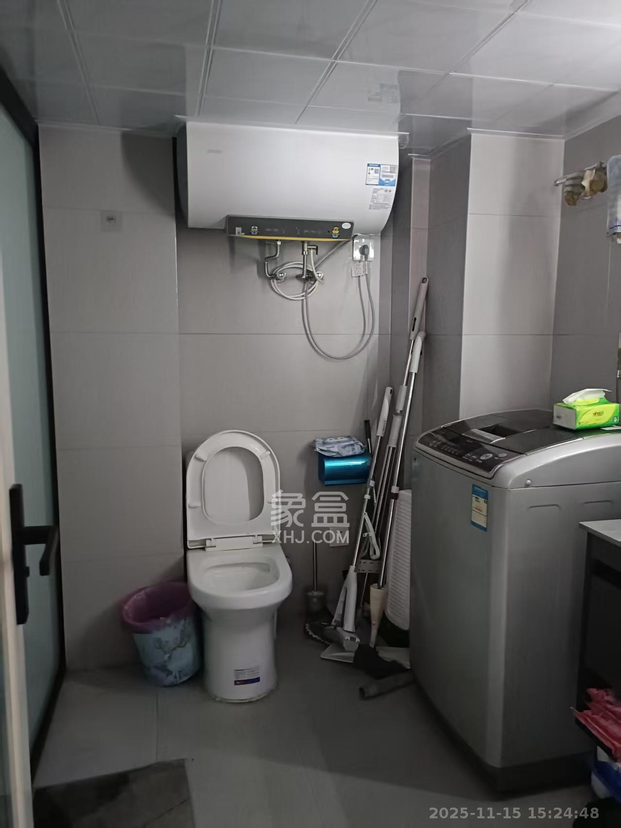 中南国际眼镜城（中伟商业中心）  2室2厅2卫    2200.0元/月室内图