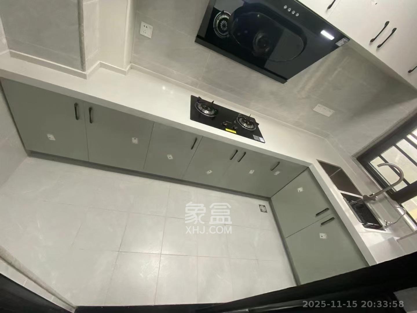 和润园三期  3室2厅1卫    2400.0元/月室内图