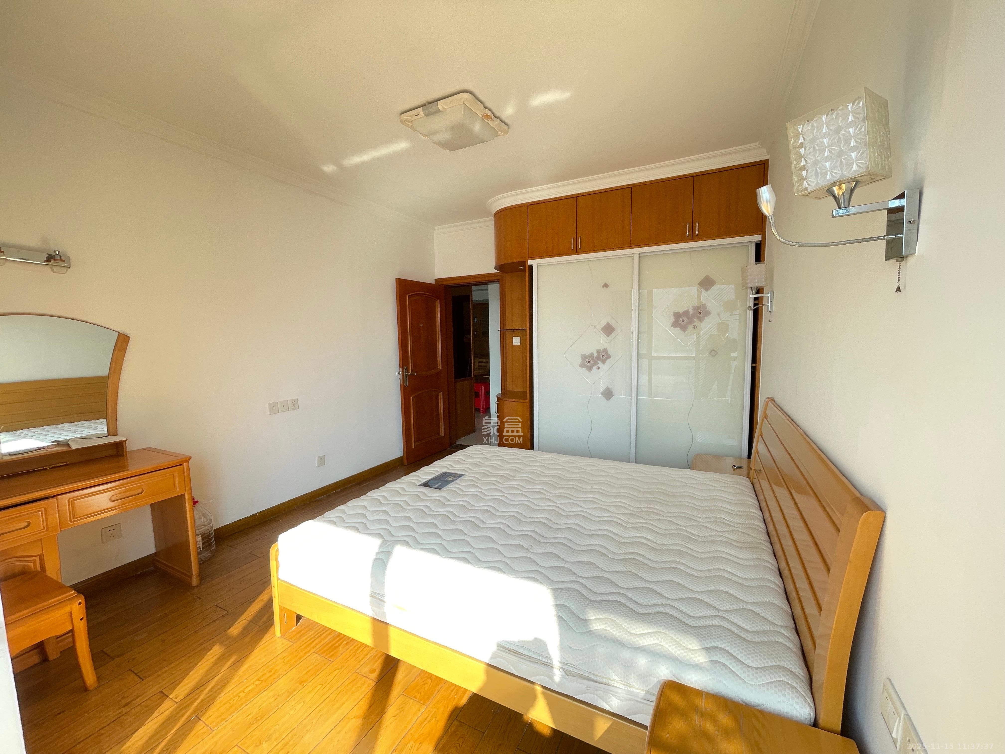 融科东南海 3室2厅2卫 2300.0元/月 融科东南海 3室2厅2卫 2300.0元/月室内图