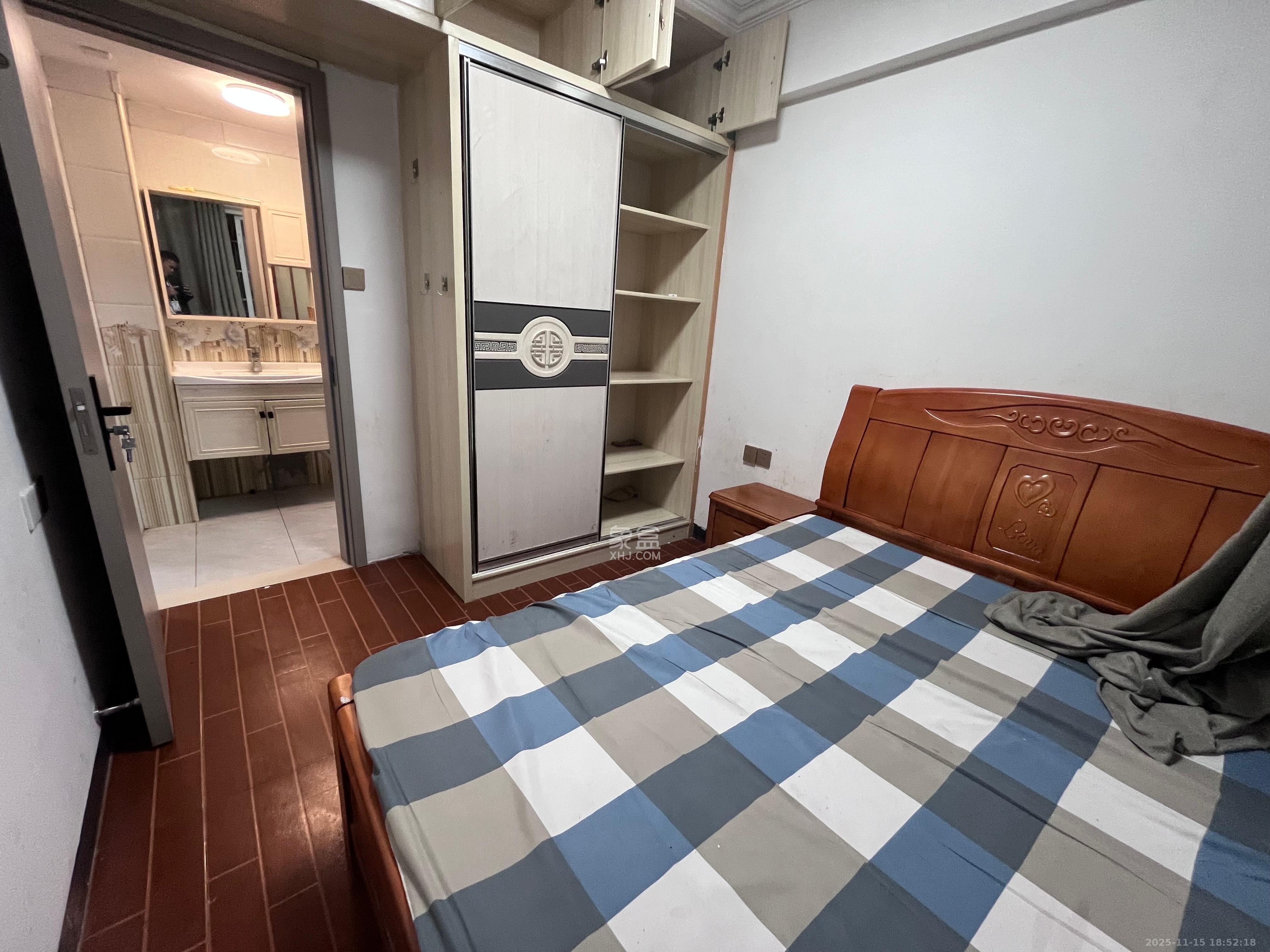 和康园小区  1室1厅1卫    1200.0元/月室内图