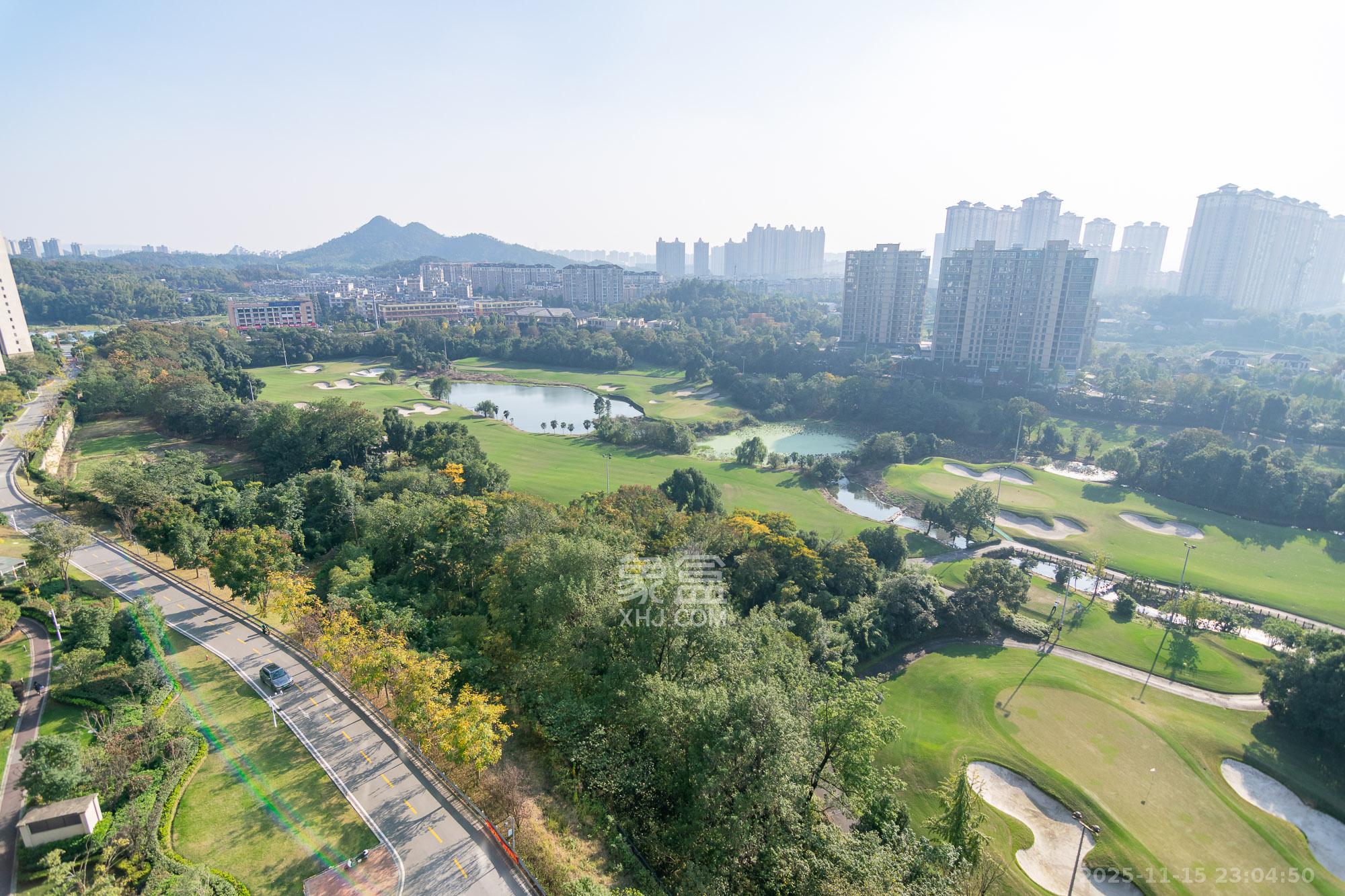 碧桂园高尔夫花园 5室2厅3卫 170.0万 碧桂园高尔夫花园 5室2厅3卫 170.0万其他