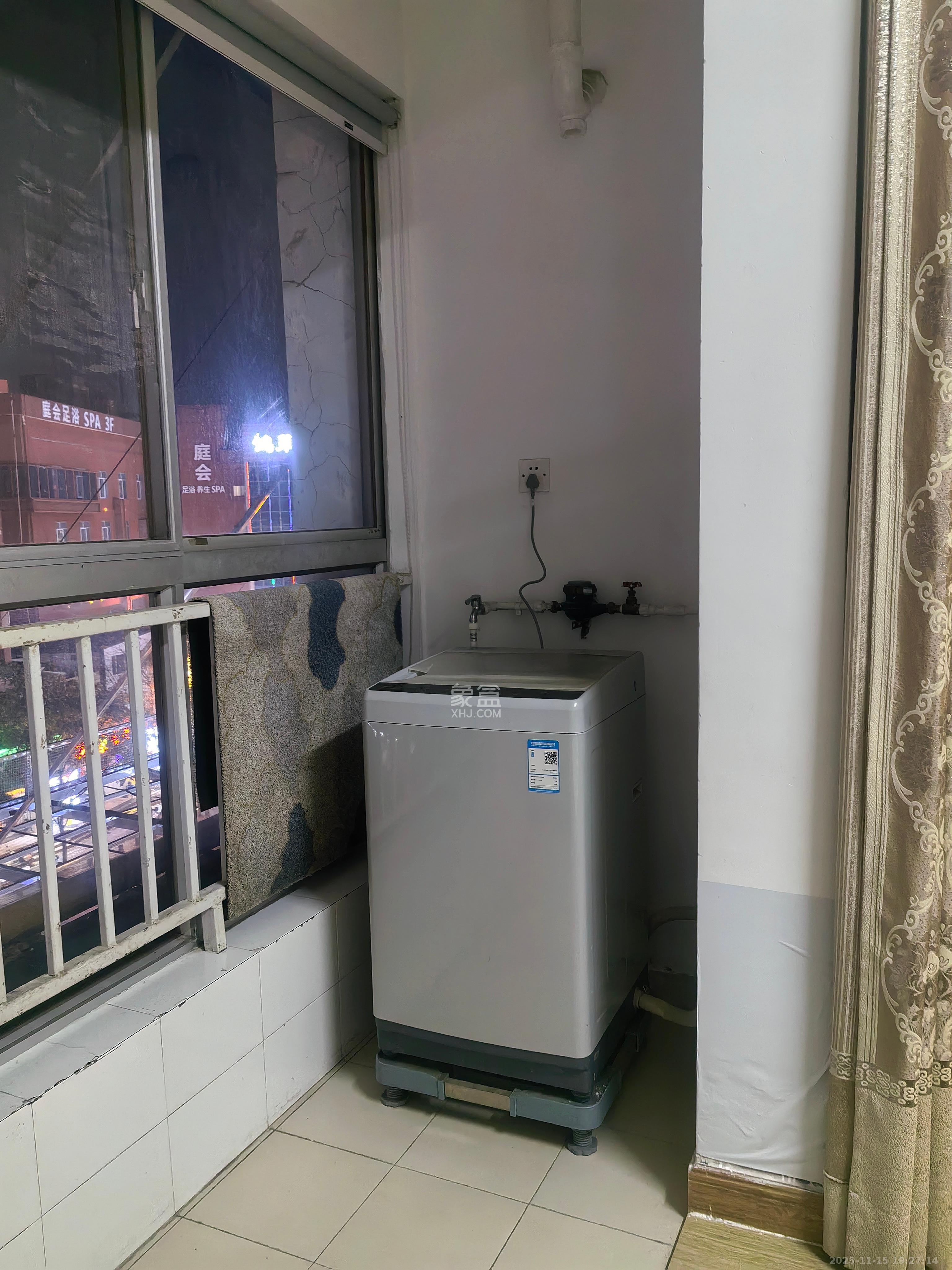 东方新世界  1室1厅1卫    1450.0元/月室内图