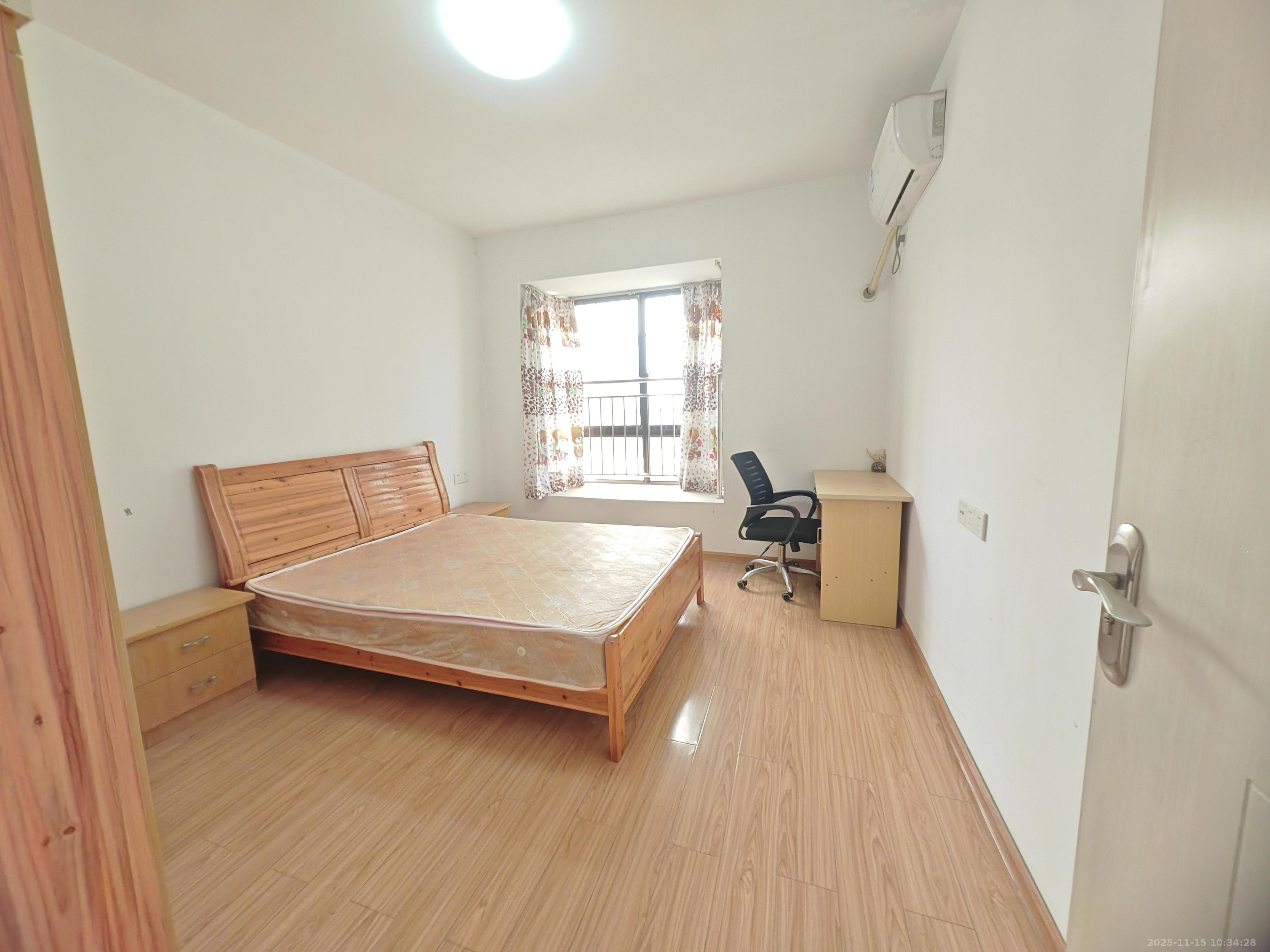 君悦紫园  2室2厅1卫    2600.0元/月室内图