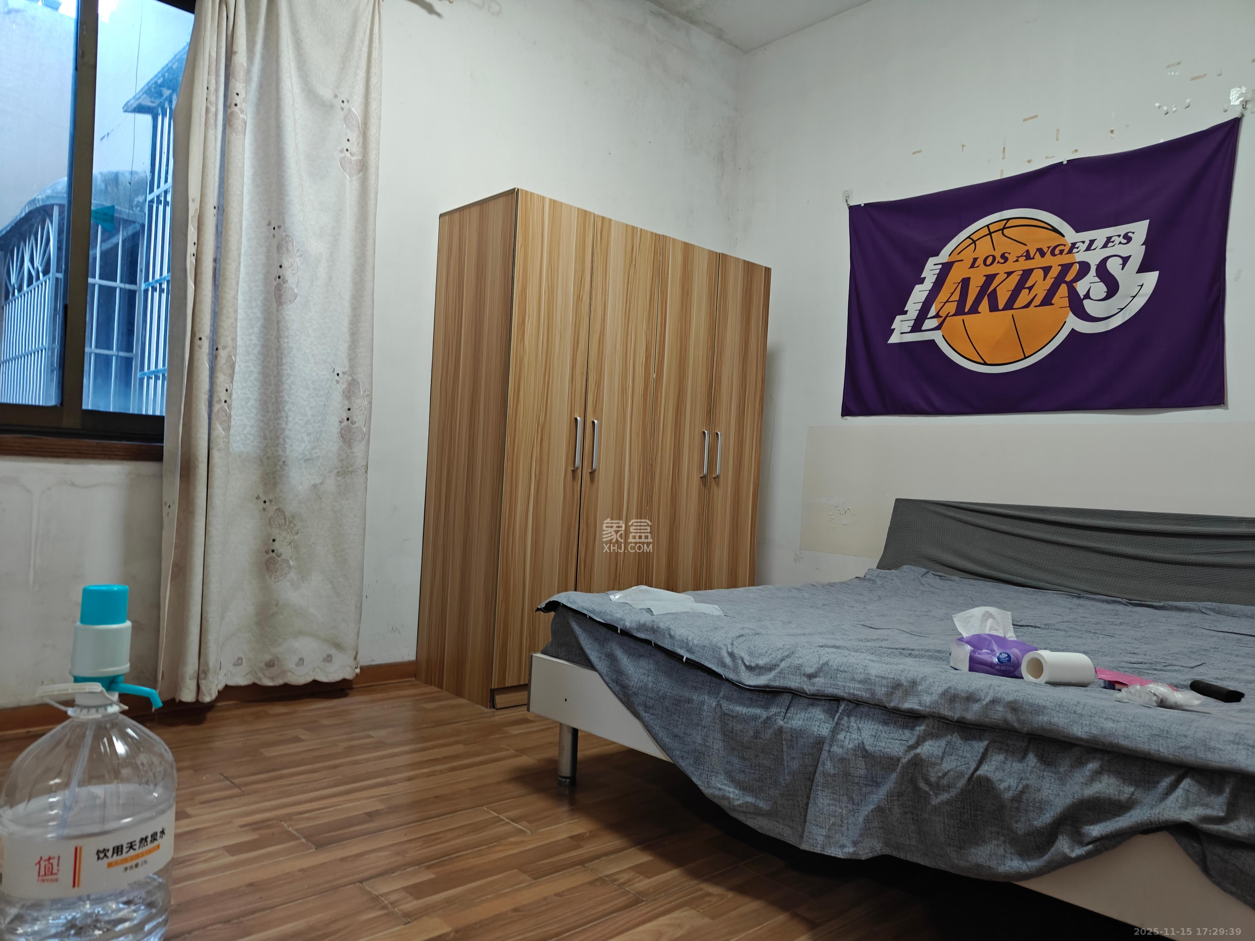 市政公司宿舍 3室1厅1卫 1800.0元/月 市政公司宿舍 3室1厅1卫 1800.0元/月室内图