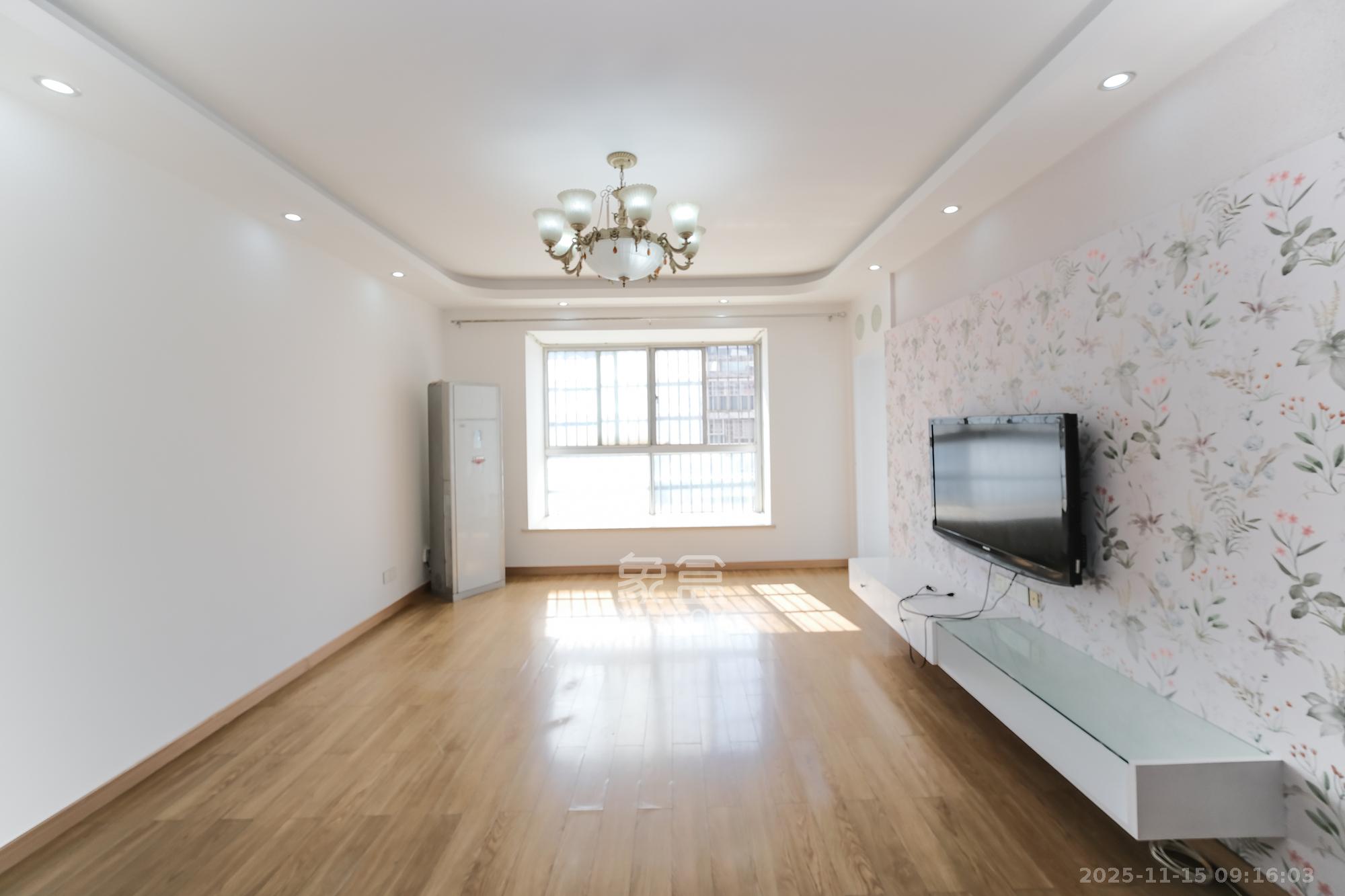 红树湾  3室2厅2卫    65.0万