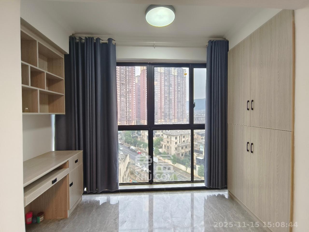 乾源国际  2室2厅1卫    1700.0元/月室内图