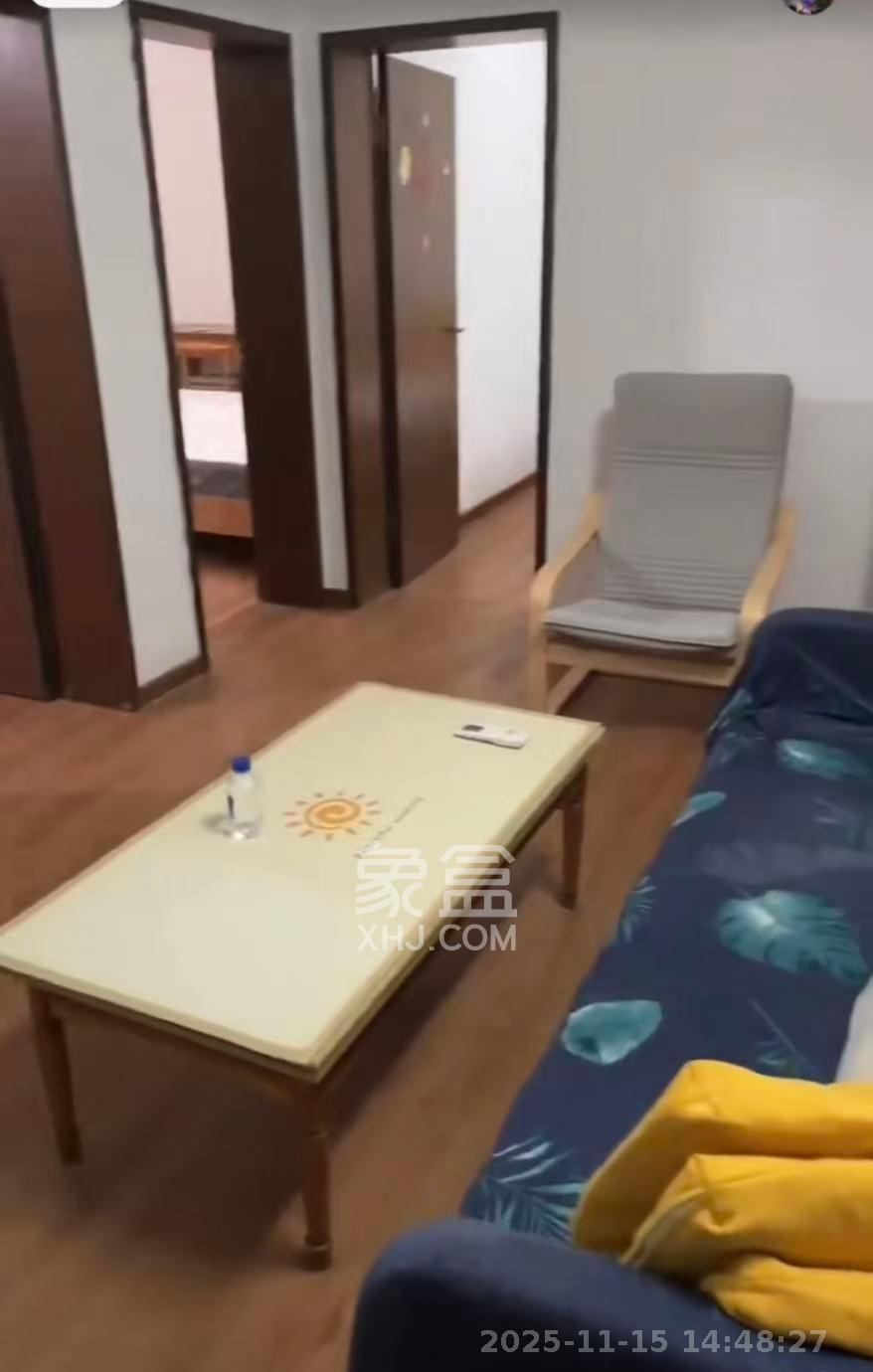 湖南省国税局宿舍（梓园路）  2室1厅1卫    2100.0元/月室内图1