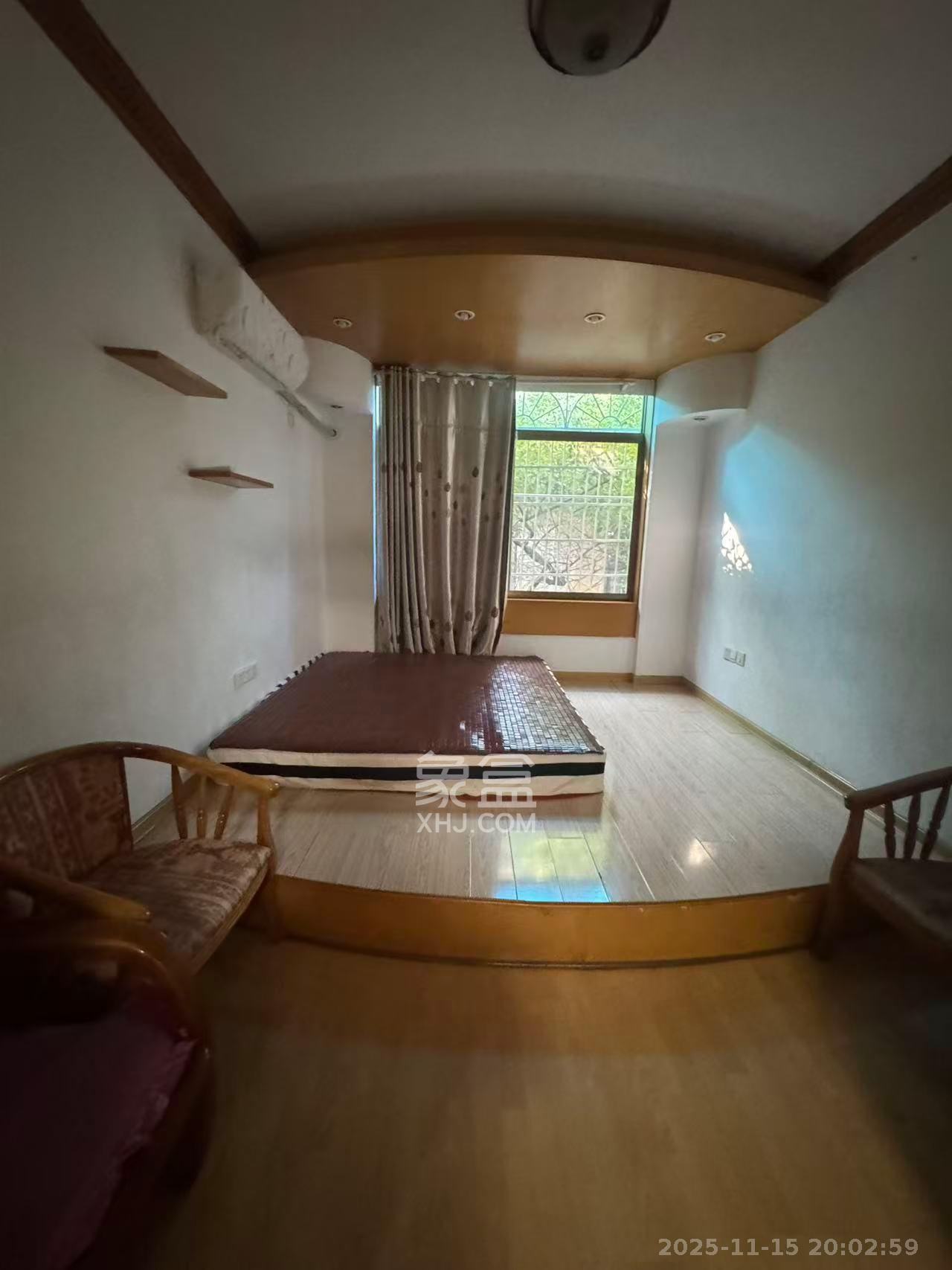 乔庄社区  3室1厅1卫    2200.0元/月室内图