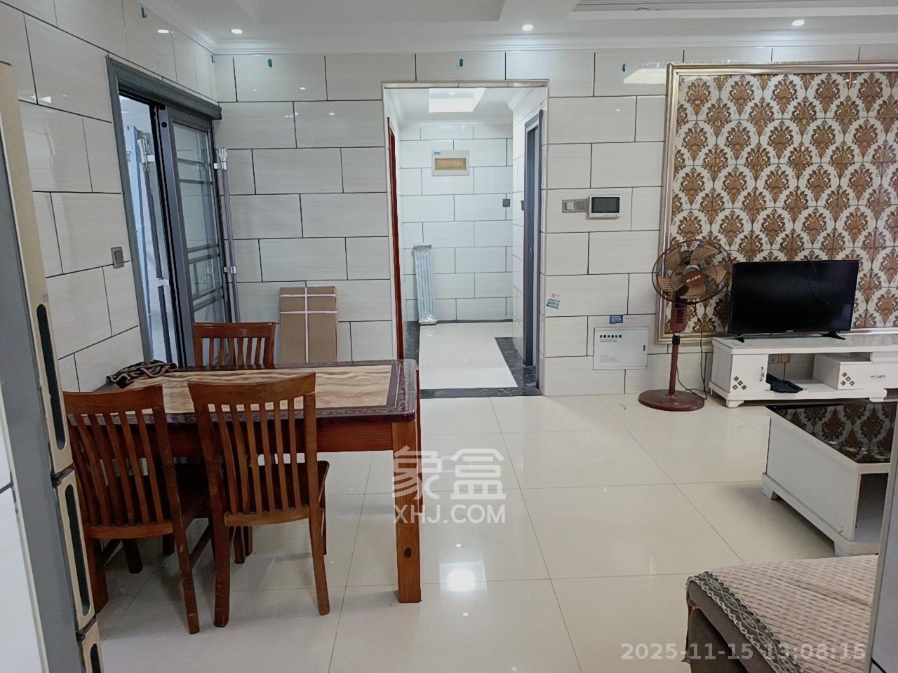 才子嘉都  3室2厅2卫    2000.0元/月室内图