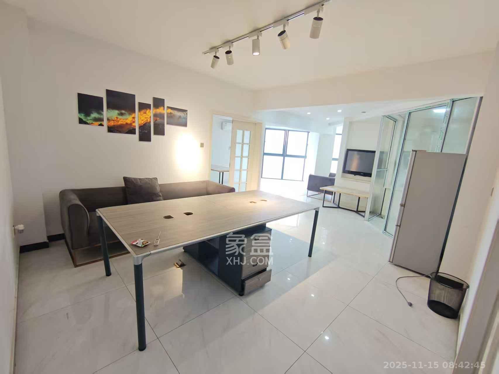 东方银座（东方摩卡）  1室1厅1卫    1600.0元/月室内图