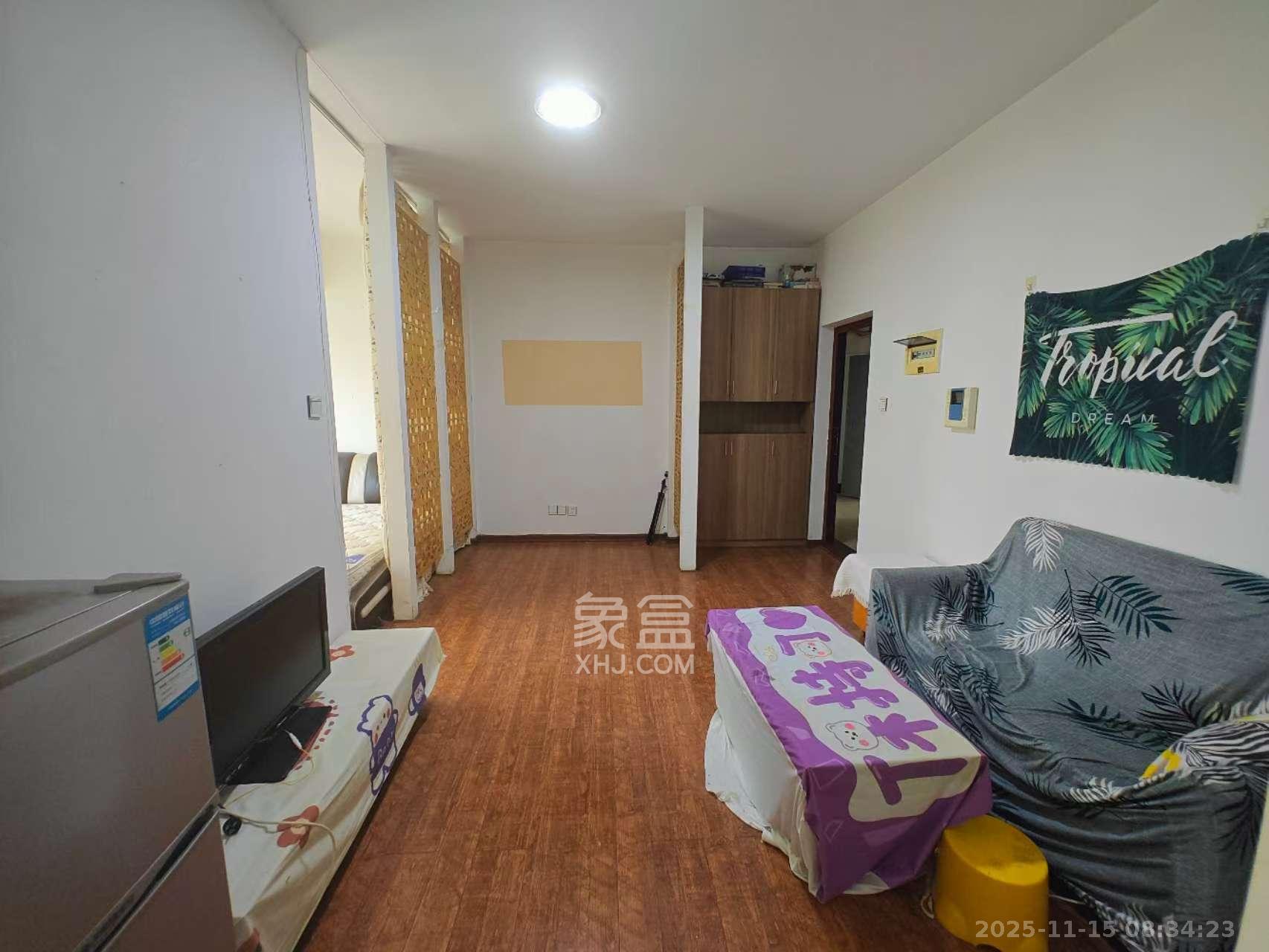 上河国际C区 1室1厅1卫 1600.0元/月 上河国际C区 1室1厅1卫 1600.0元/月室内图