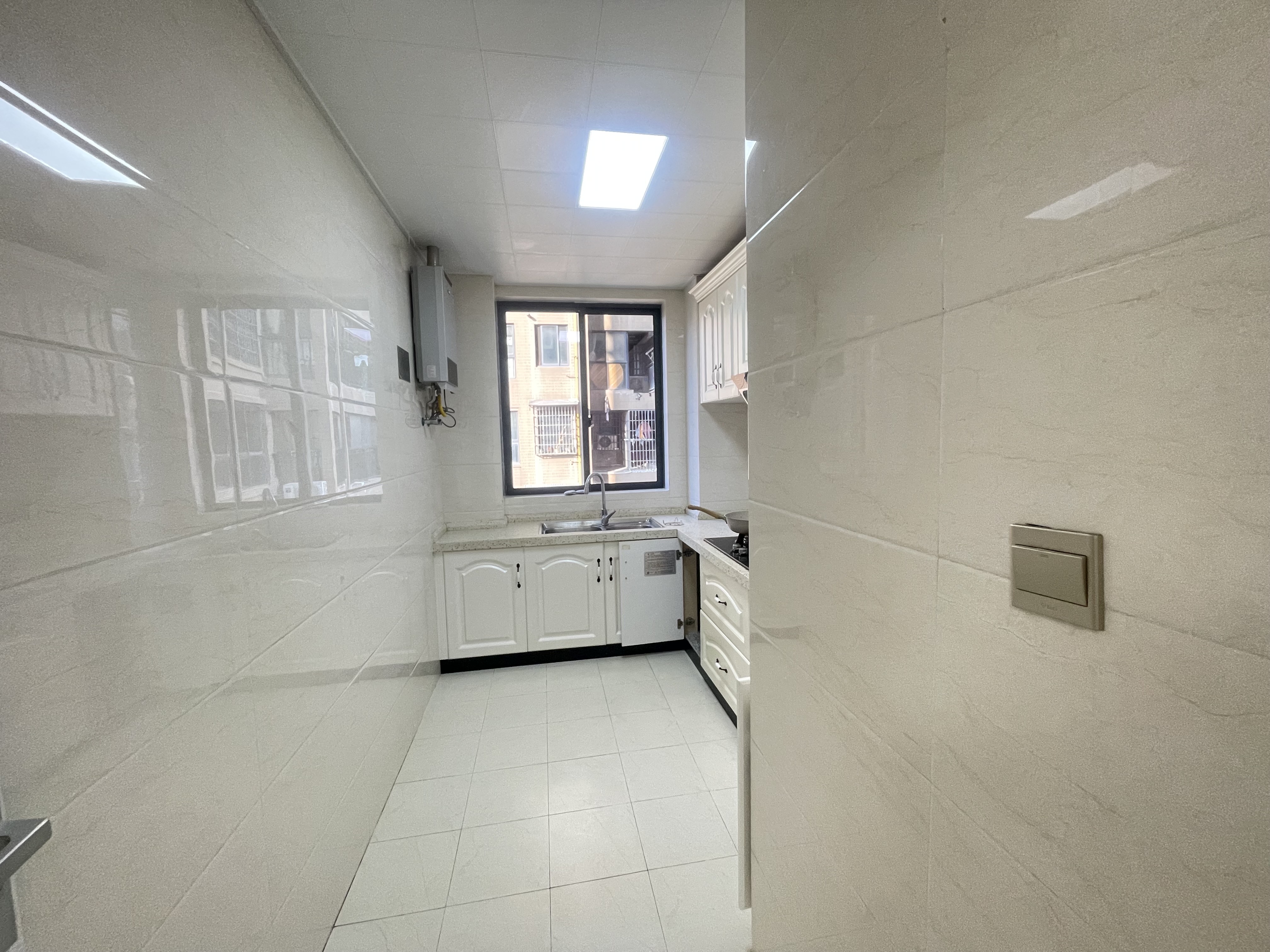 鑫成君泰 3室2厅1卫 59.8万 鑫成君泰 3室2厅1卫 59.8万厨房