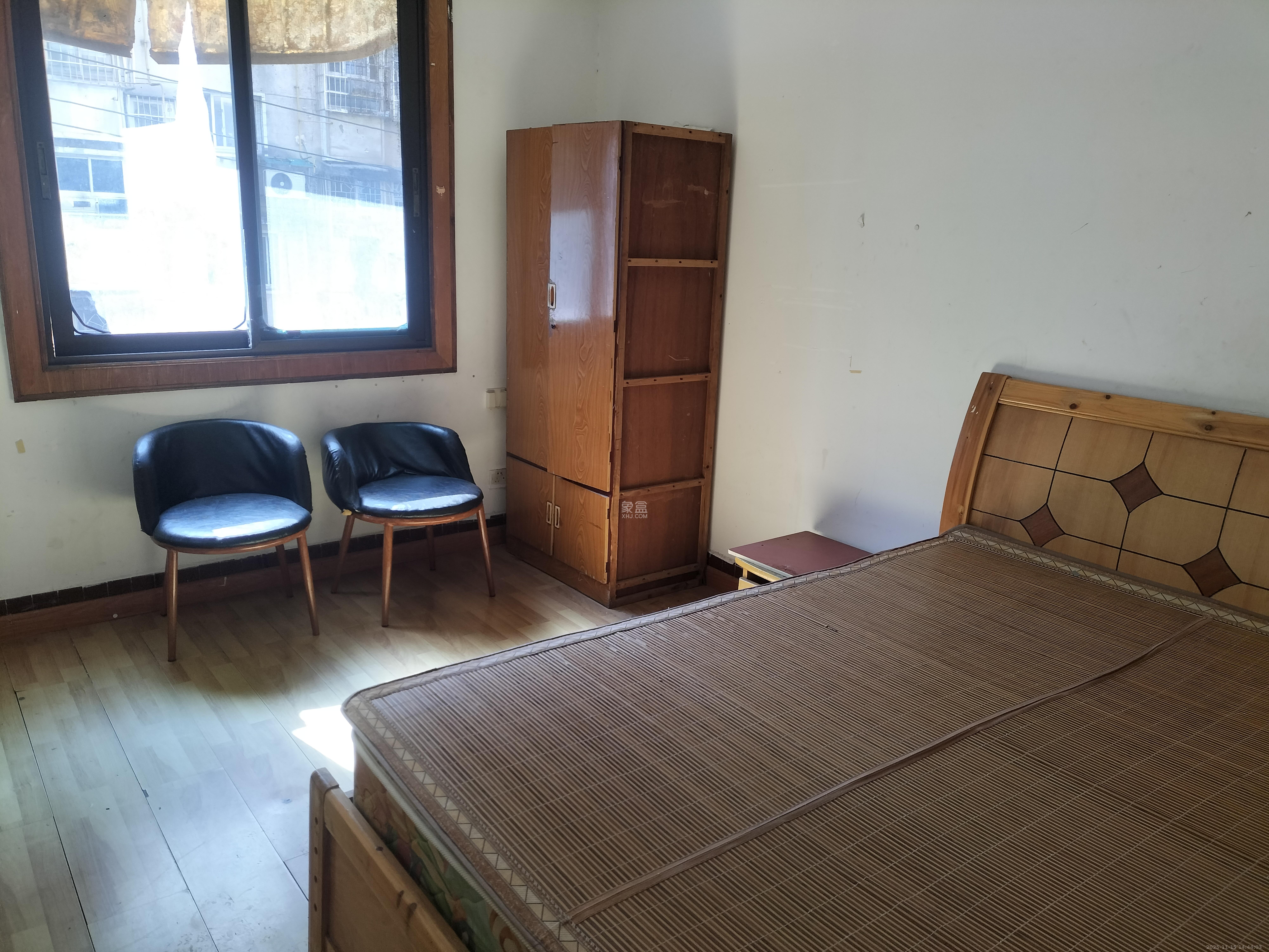 梨子山社区长电宿舍  2室1厅1卫    1350.0元/月室内图