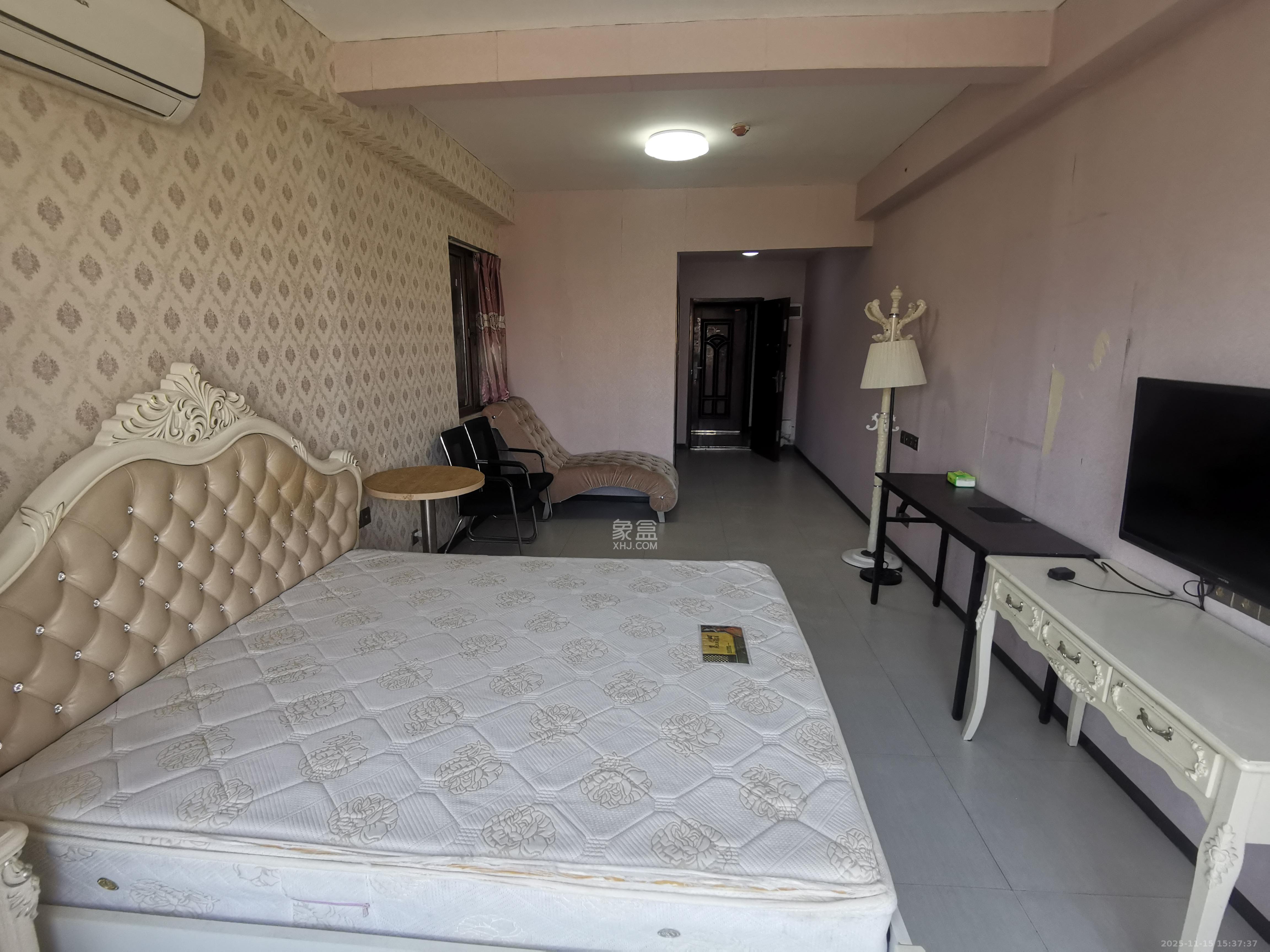 金房奥斯卡  1室1厅1卫    1100.0元/月室内图