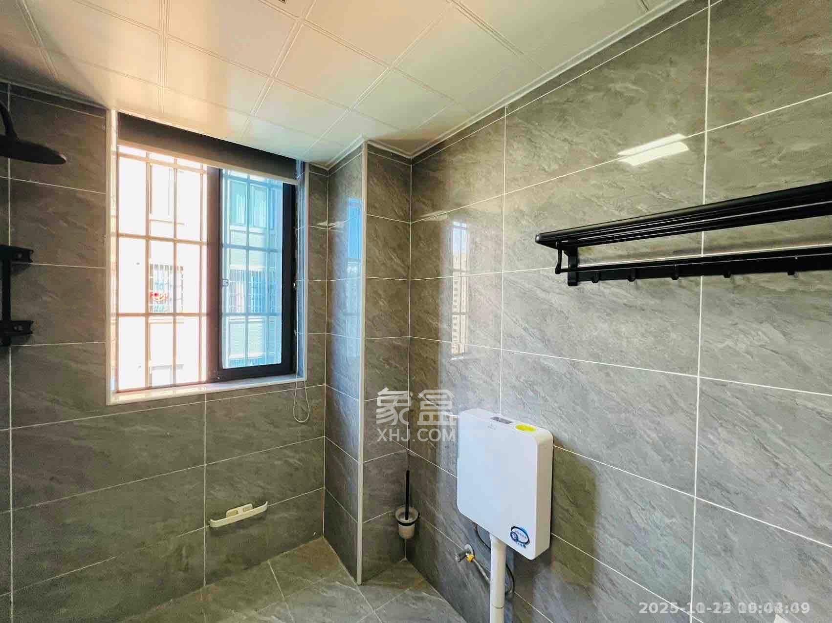 滨江海棠湾  2室2厅1卫    2100.0元/月室内图