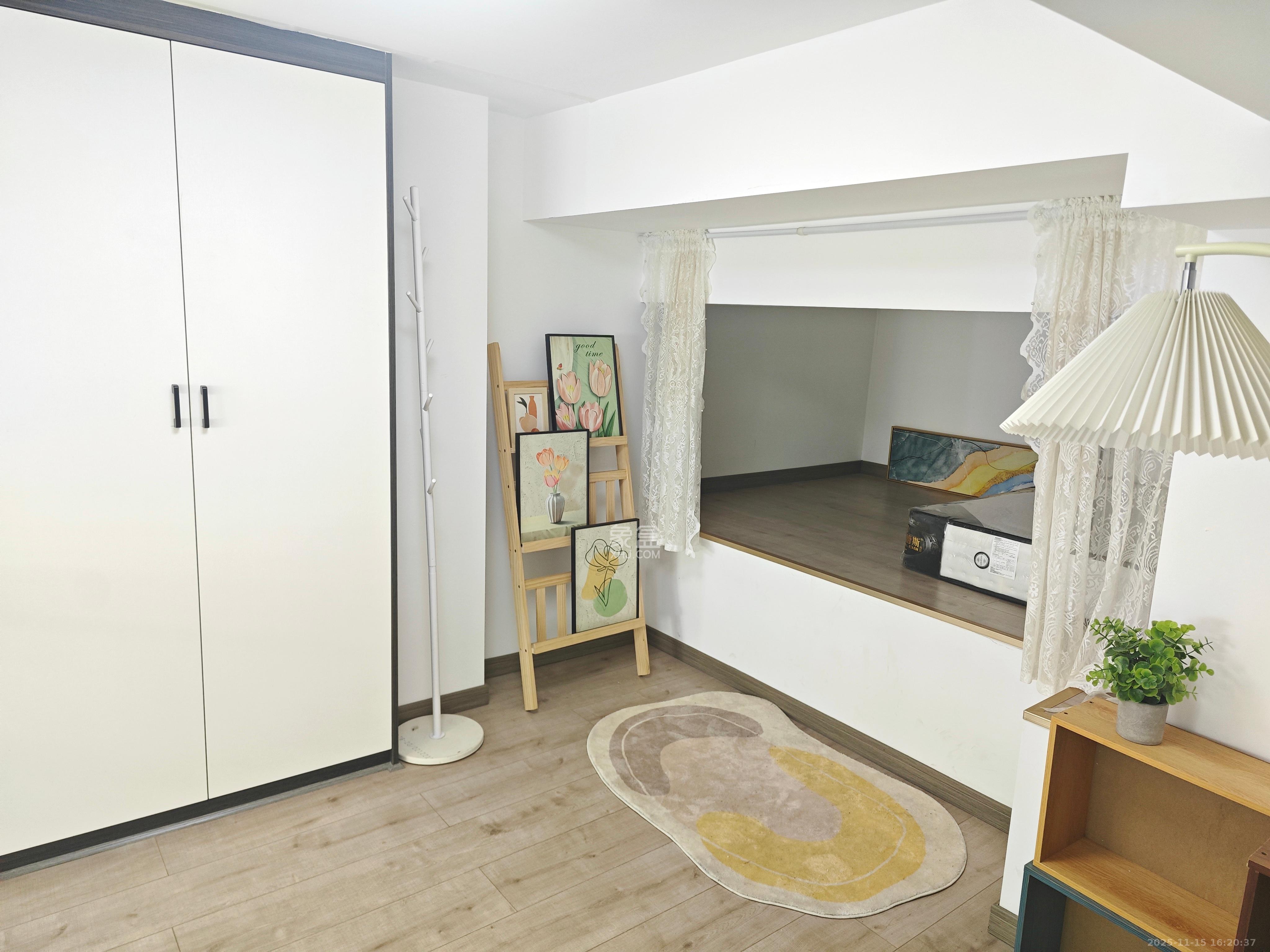 润和国际广场  2室2厅1卫    2200.0元/月室内图