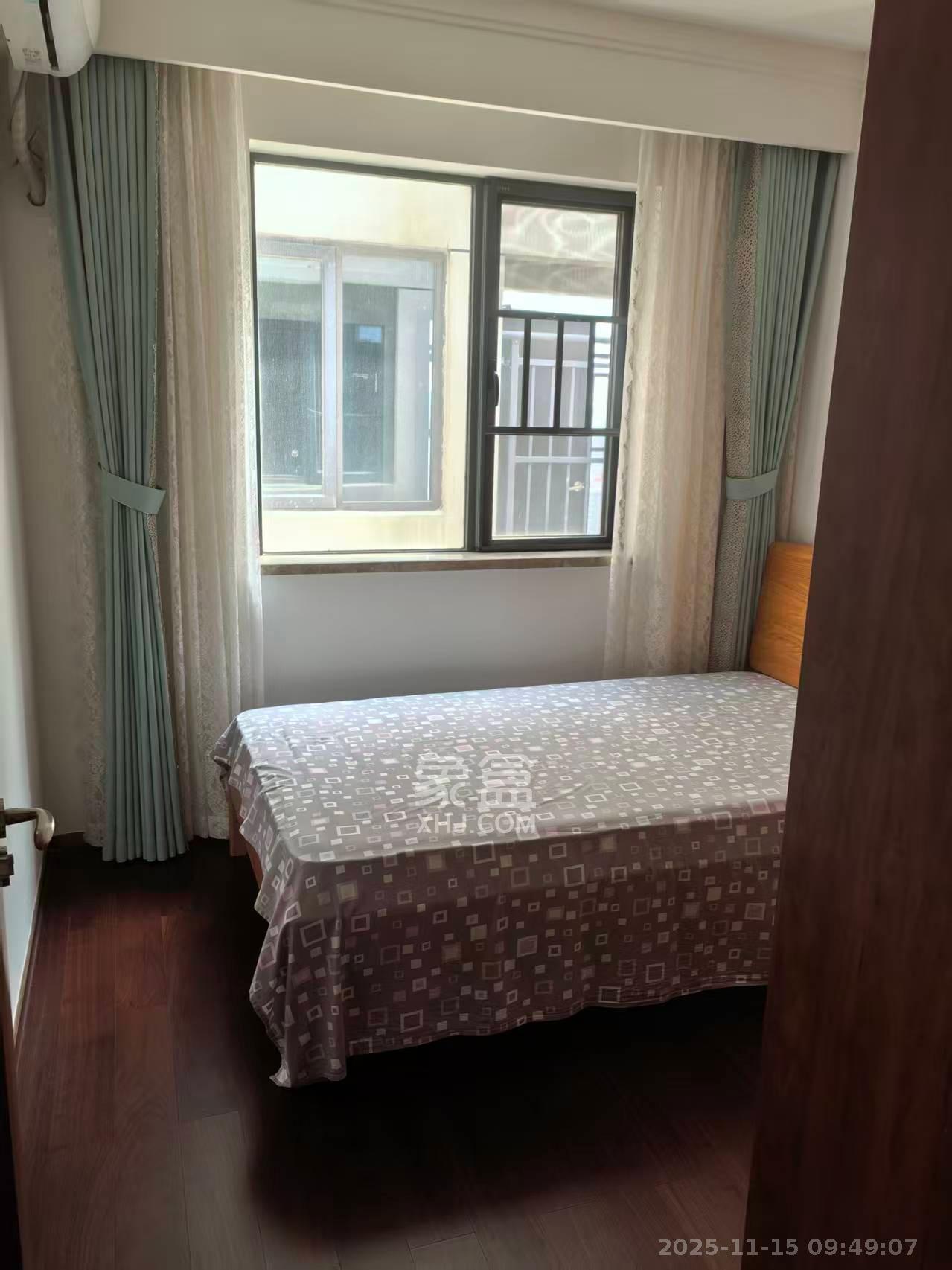 旭辉都会山  3室2厅2卫    900.0元/月