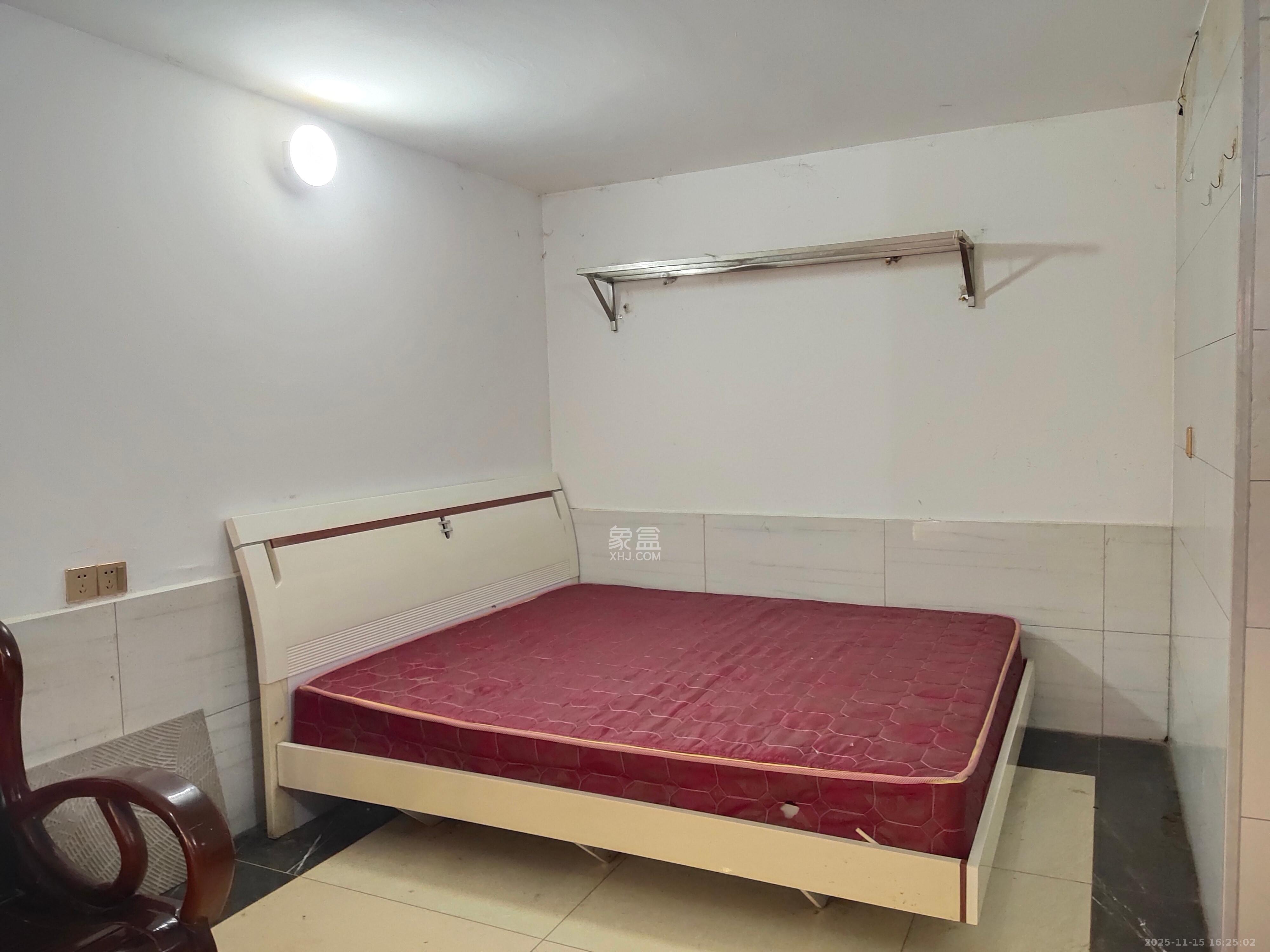 御景龙城  1室1厅1卫    900.0元/月室内图