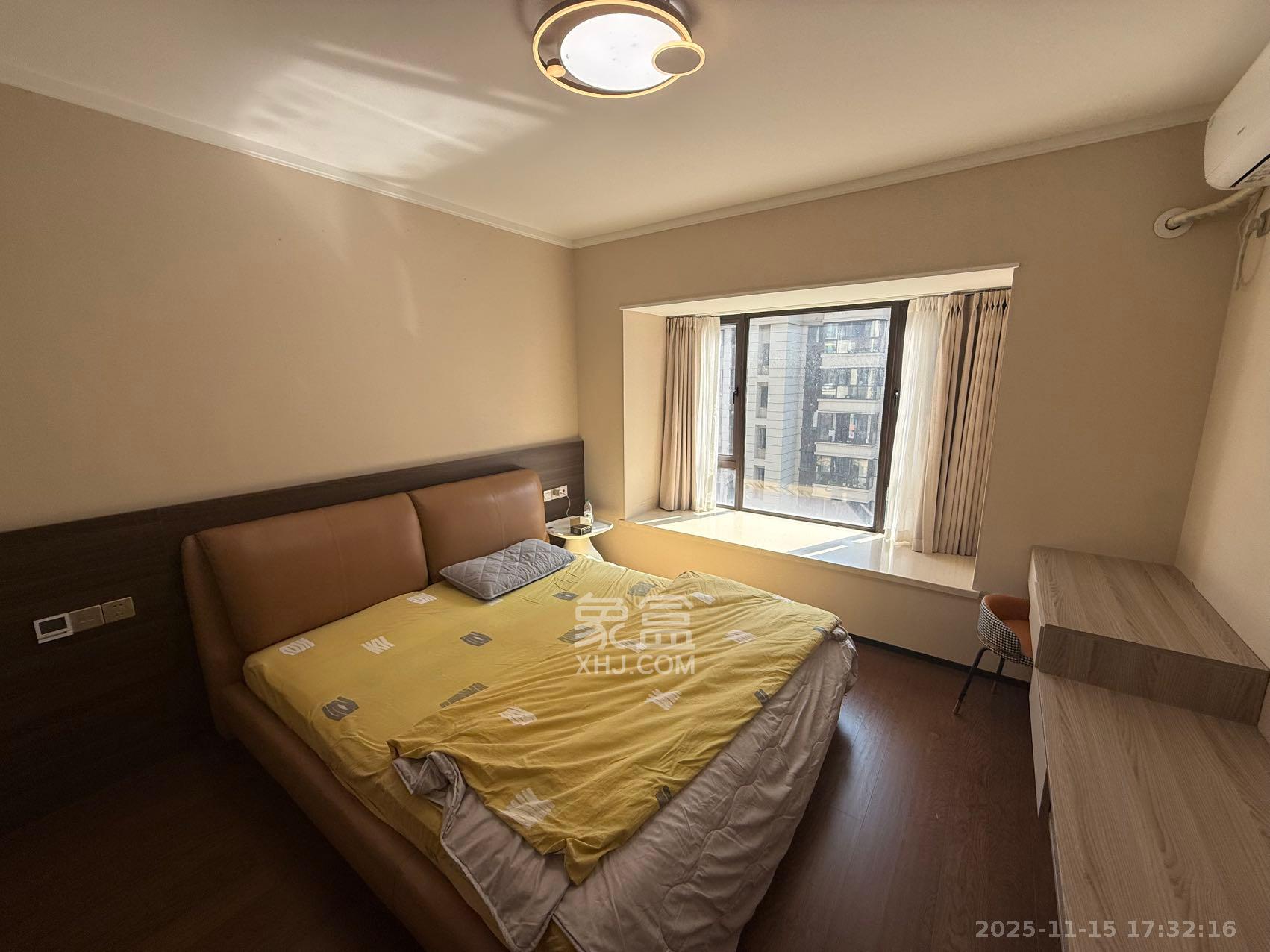 中梁云麓传奇  3室2厅2卫    3000.0元/月室内图