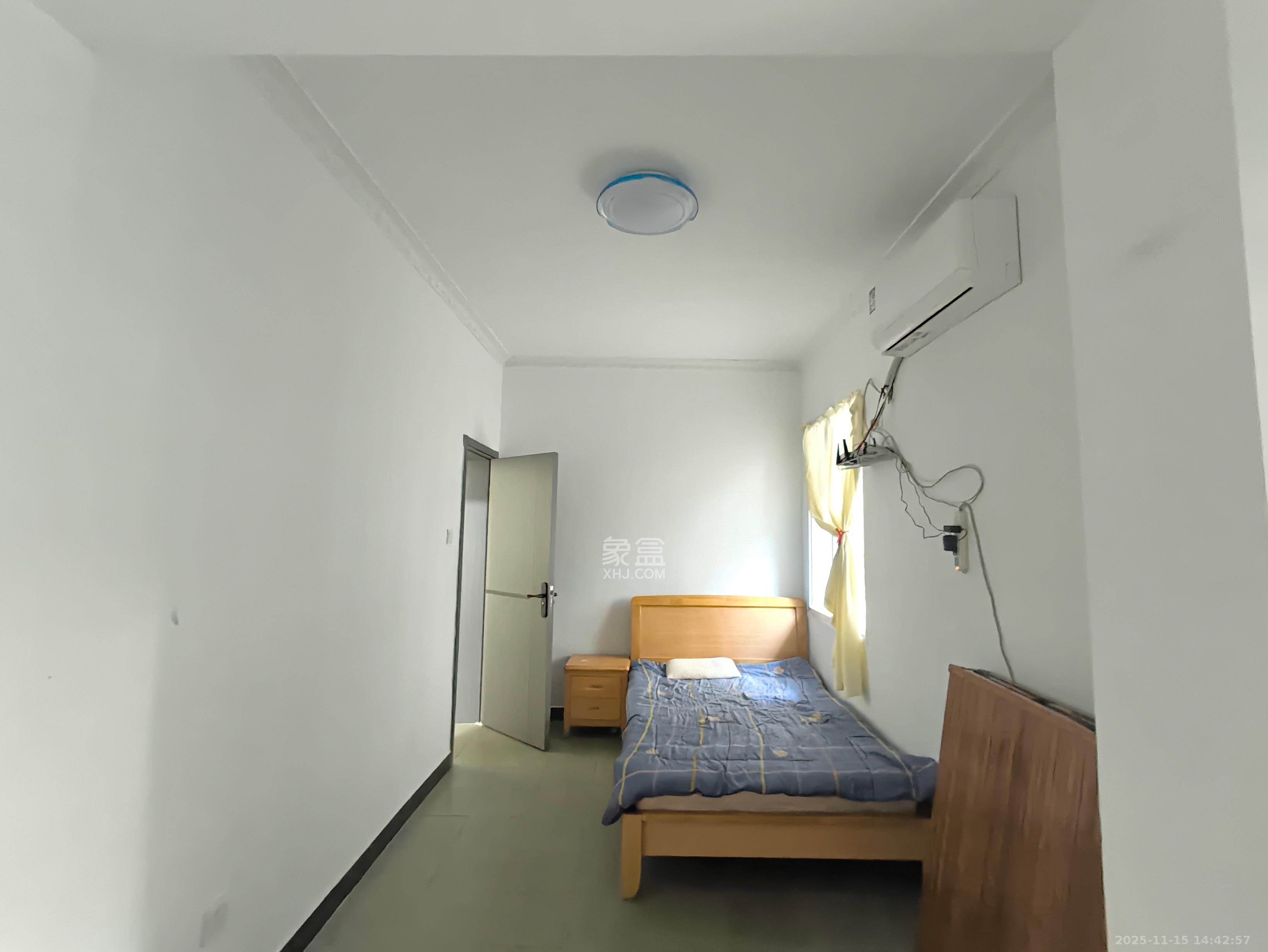 东风路新二村  3室2厅1卫    2000.0元/月室内图