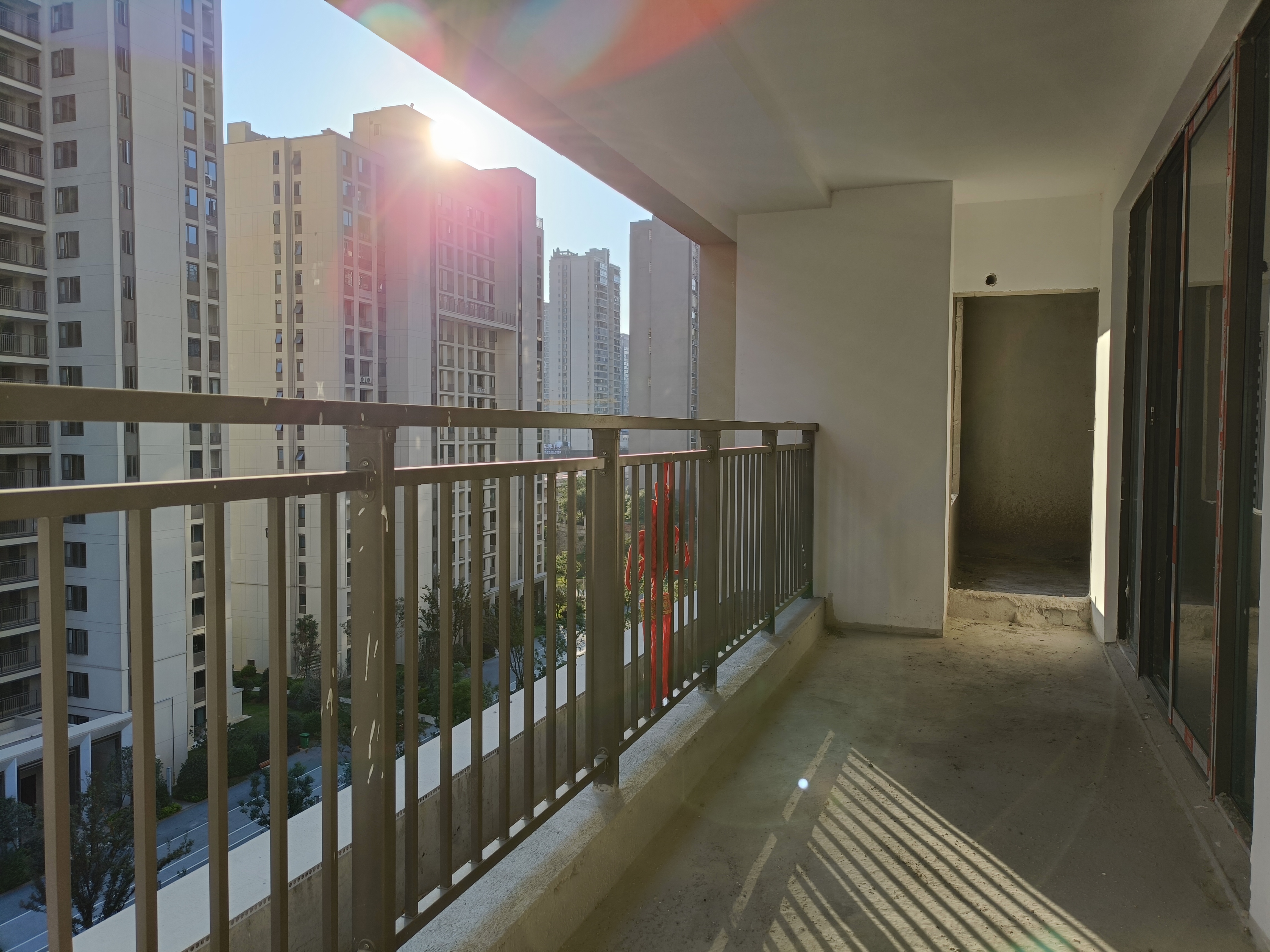 吾悦广场  4室2厅2卫    78.8万