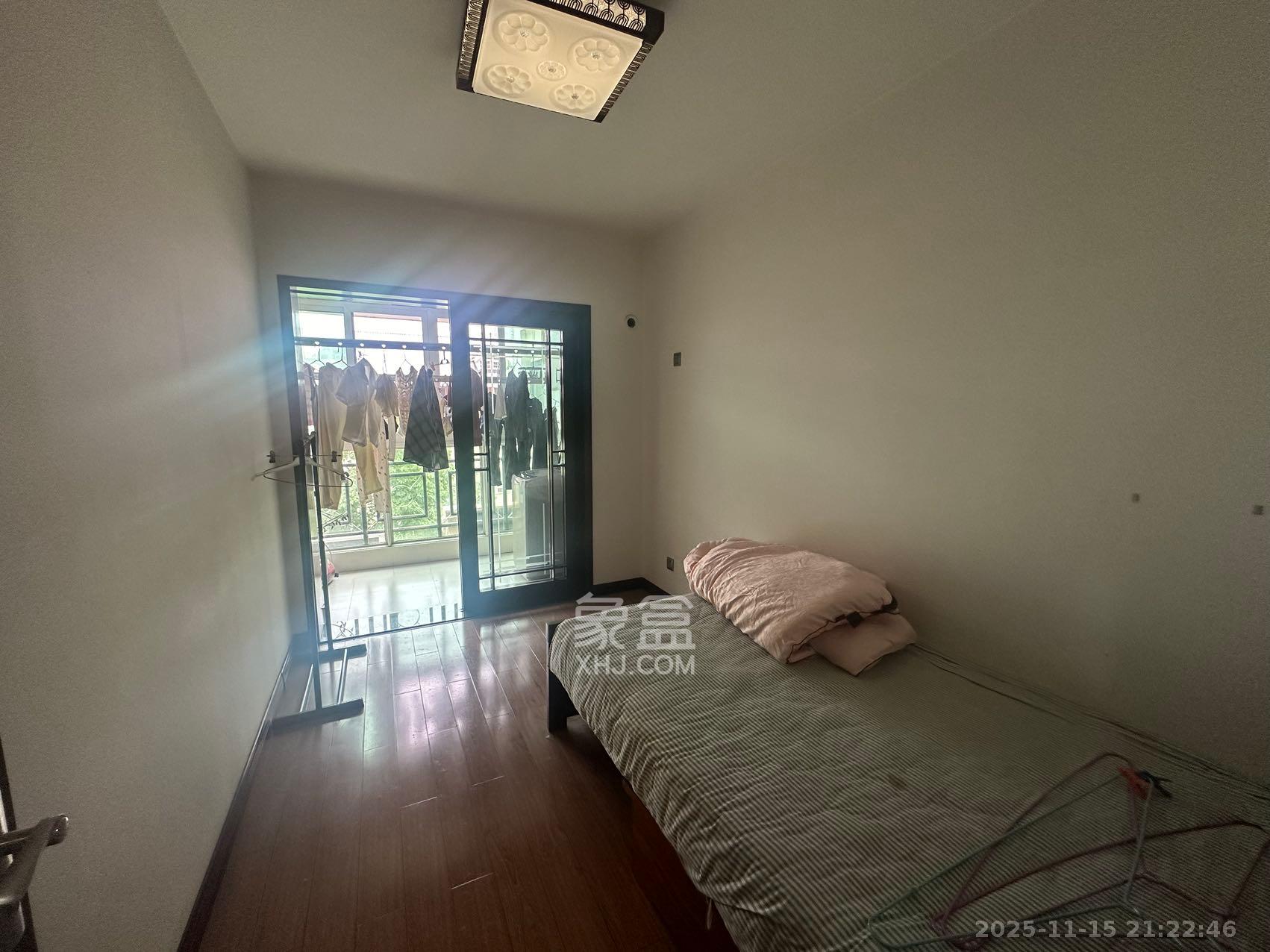 恒鑫澜北湾  4室2厅2卫    3000.0元/月室内图