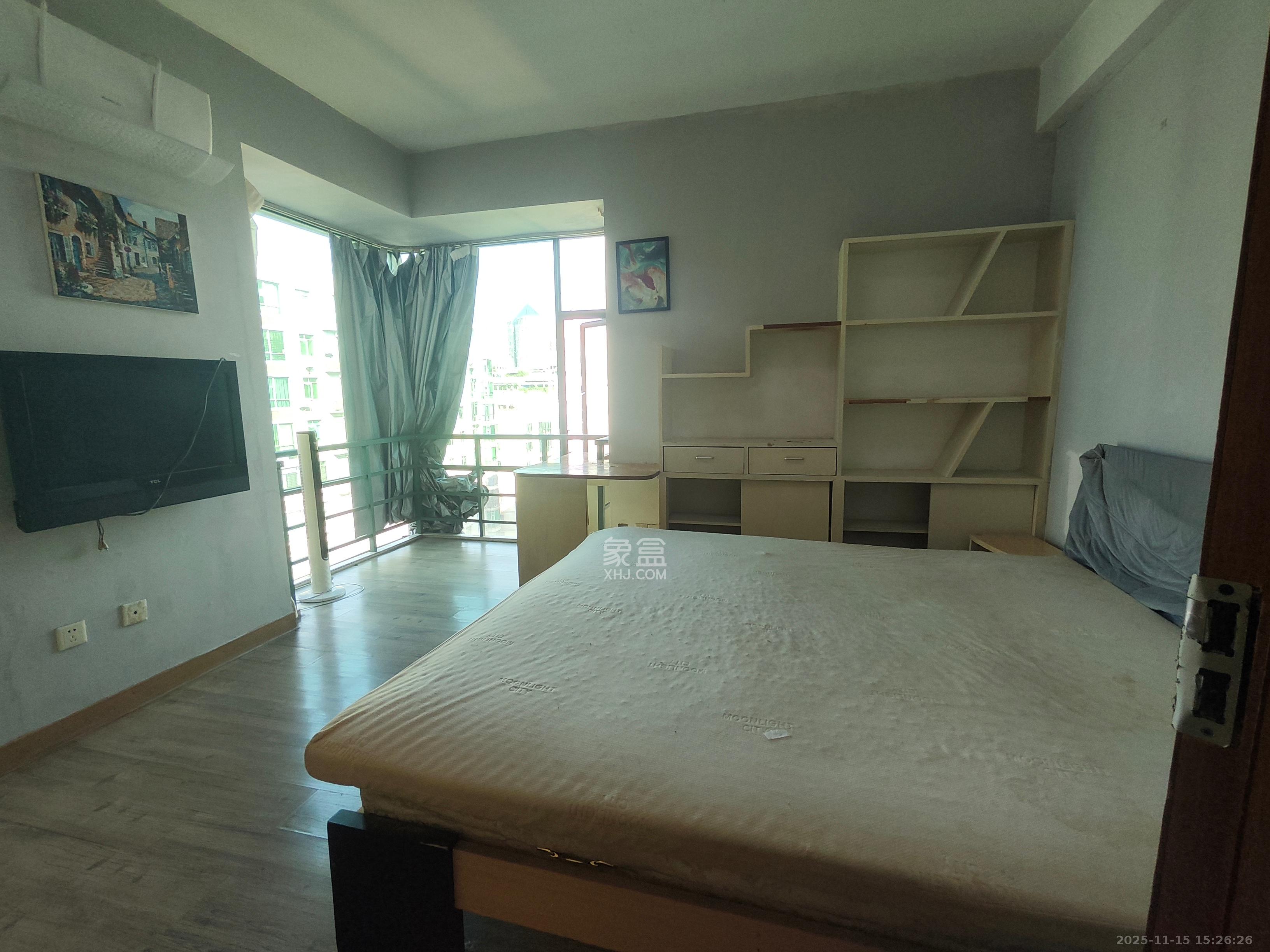 颐美园  2室1厅1卫    2400.0元/月室内图