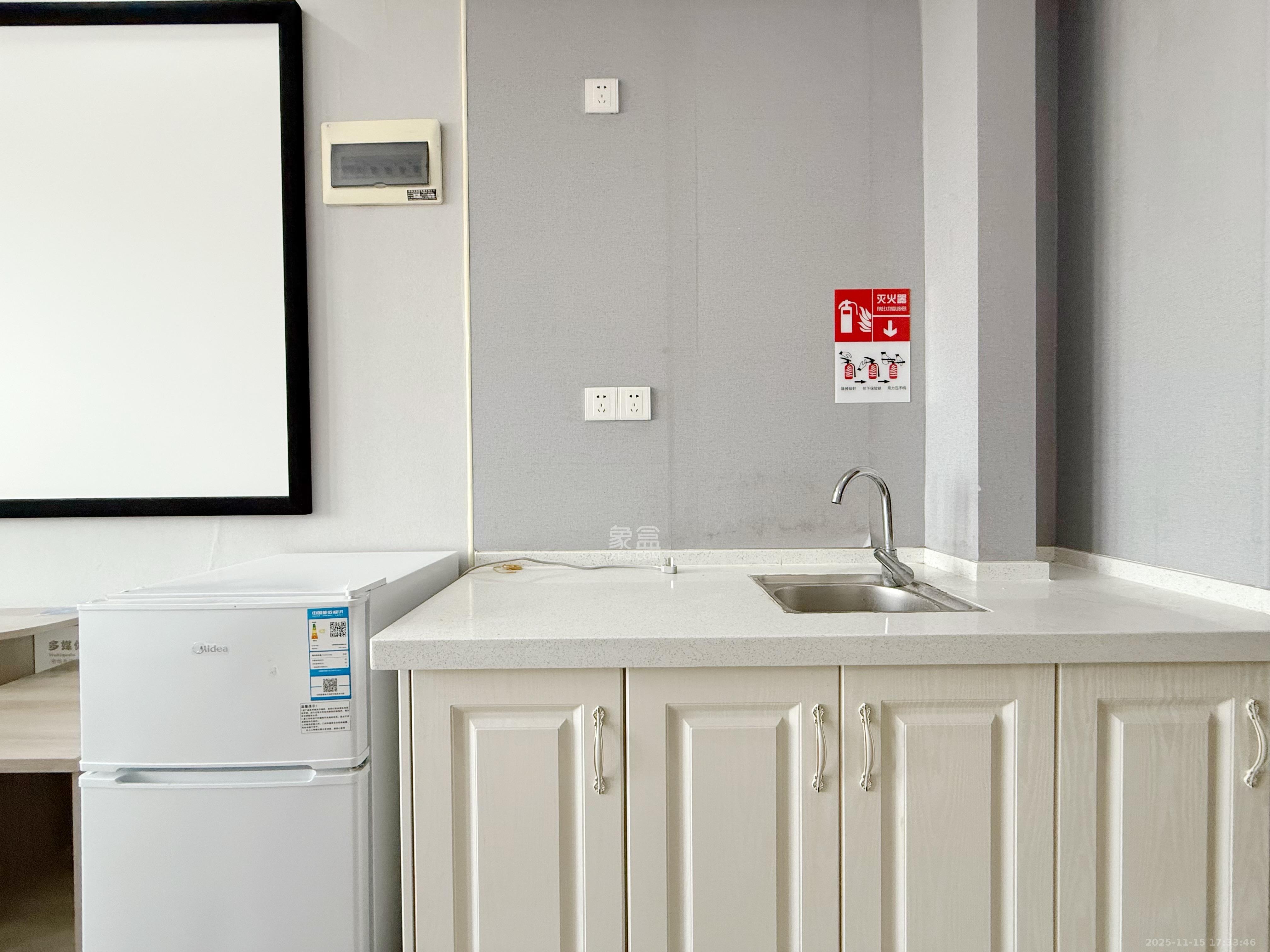 兆坤星悦荟  1室1厅1卫    900.0元/月室内图