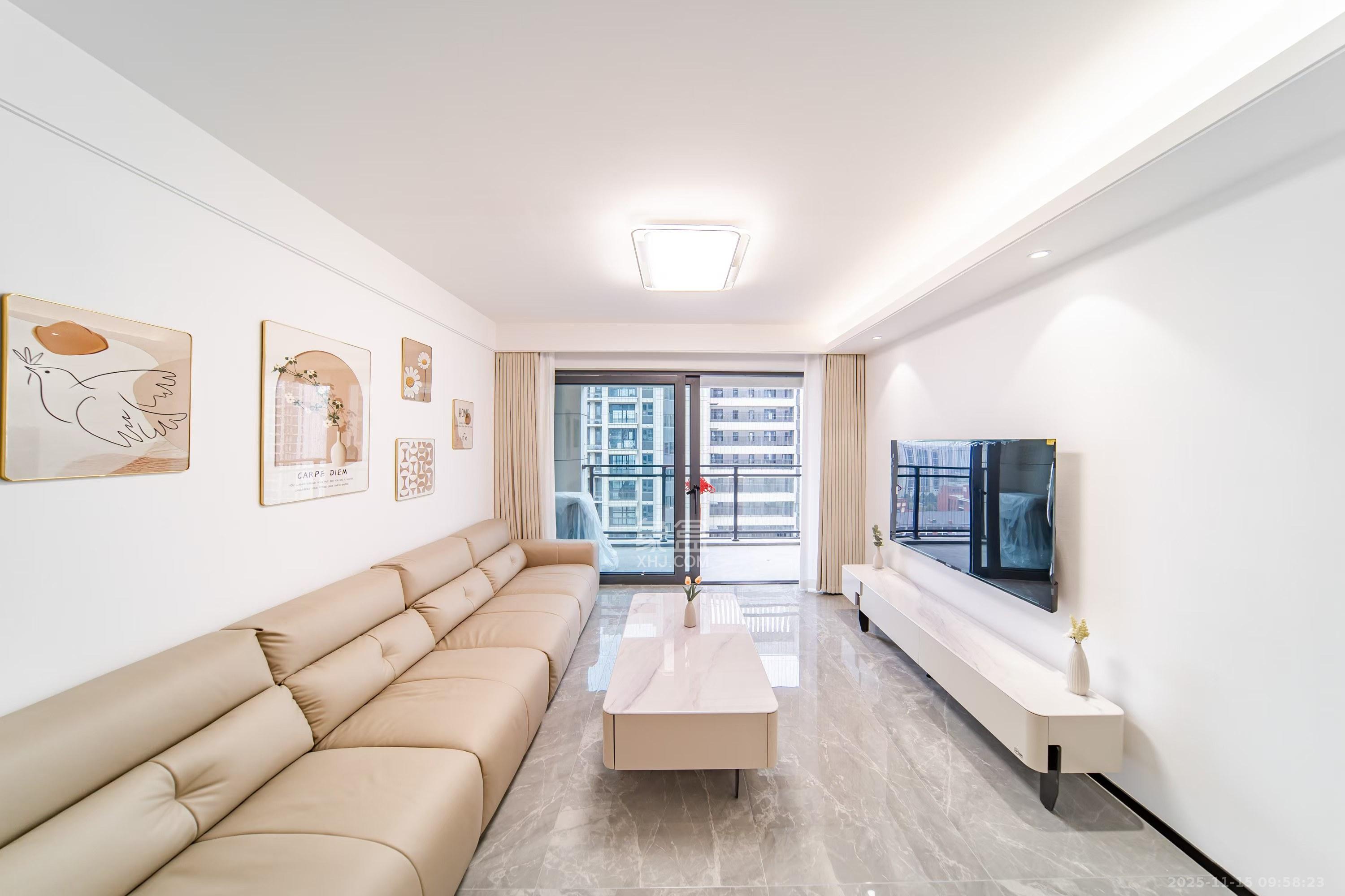 保利天汇  3室2厅2卫    3400.0元/月