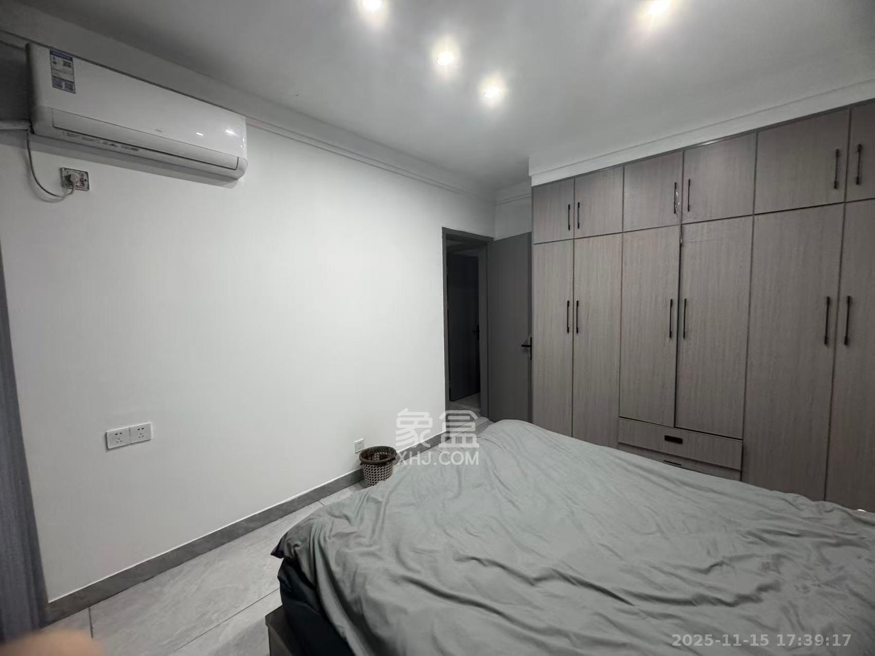 长房明宸府  1室0厅0卫    2000.0元/月室内图