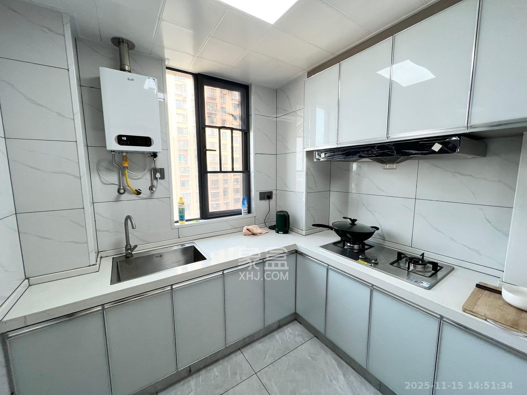 东合新苑 2室2厅1卫 2100.0元/月 东合新苑 2室2厅1卫 2100.0元/月室内图