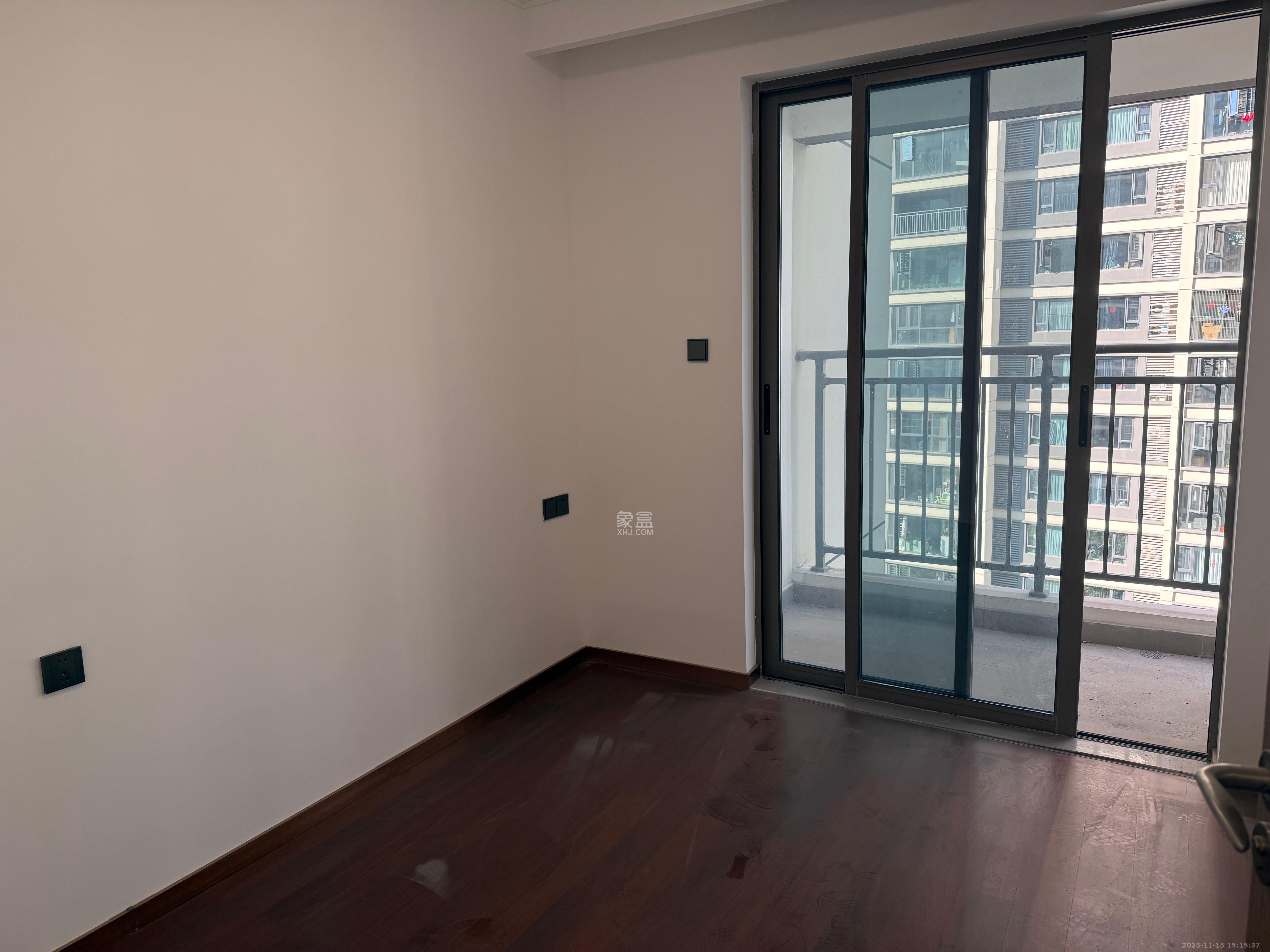 旭辉雨花郡  4室2厅2卫    4000.0元/月室内图