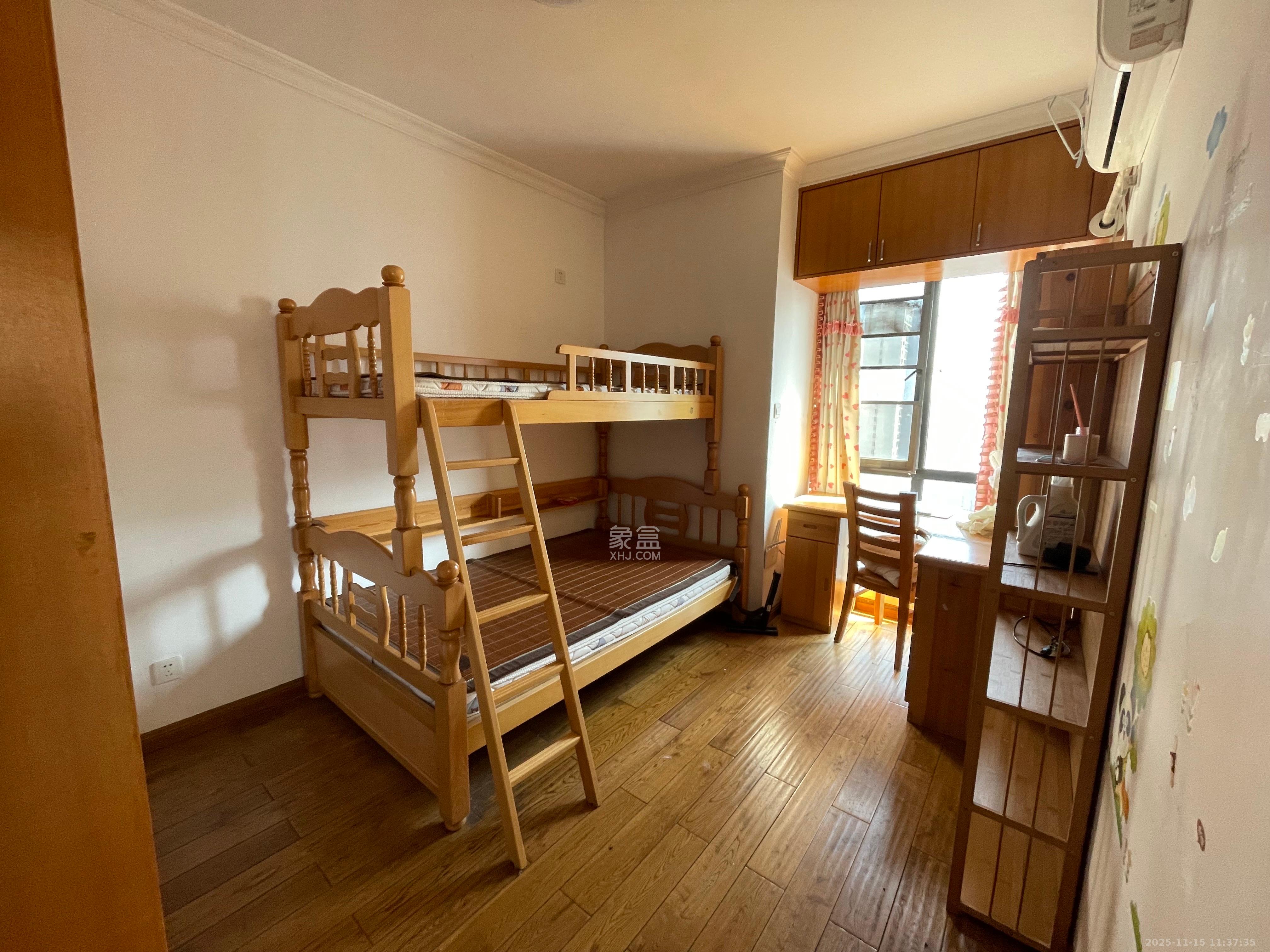 融科东南海  3室2厅2卫    2300.0元/月室内图