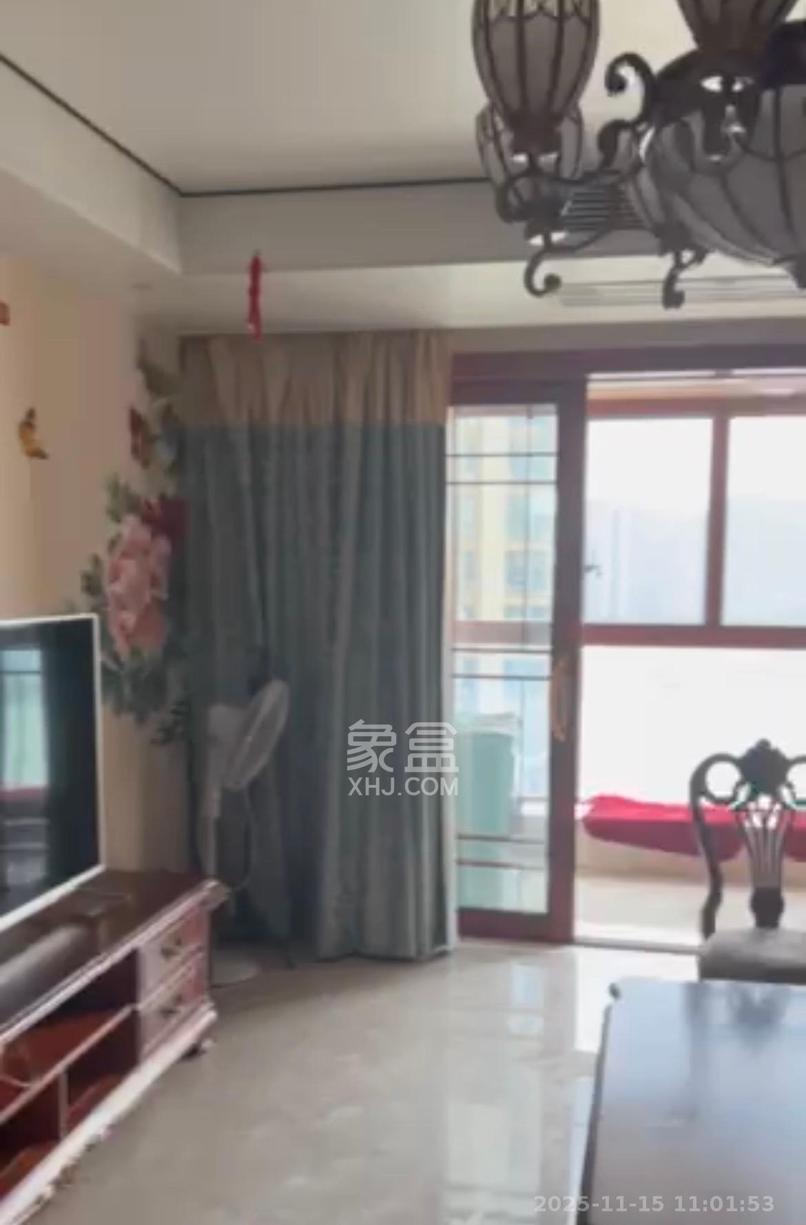 梅溪湖金茂府（金茂广场）（金茂览秀城）  4室2厅2卫    6000.0元/月