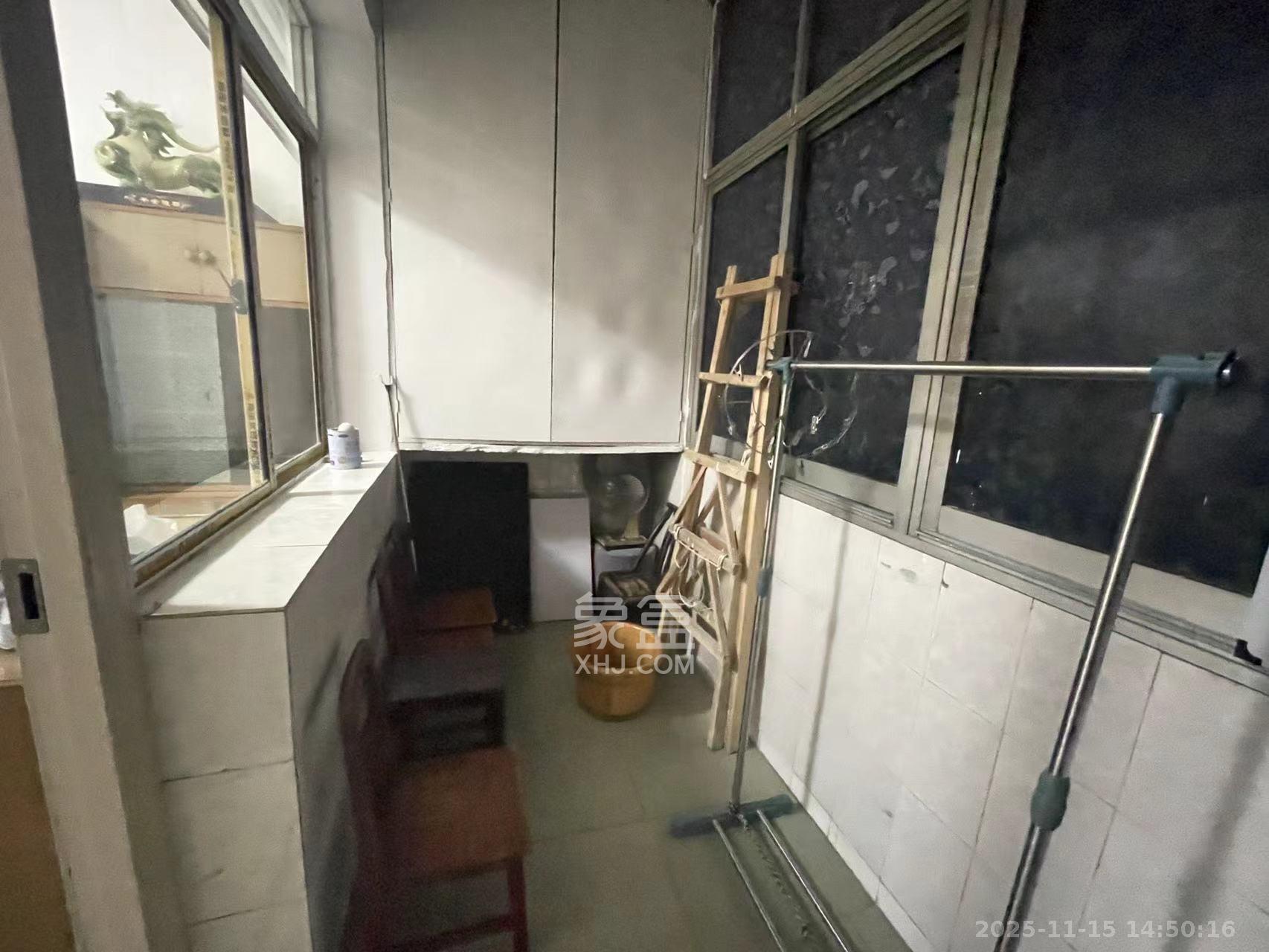 化油器厂宿舍  2室1厅1卫    1200.0元/月室内图