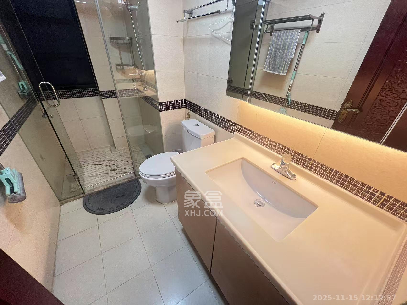 旭辉国际广场（永升商业广场）  3室2厅2卫    3400.0元/月室内图