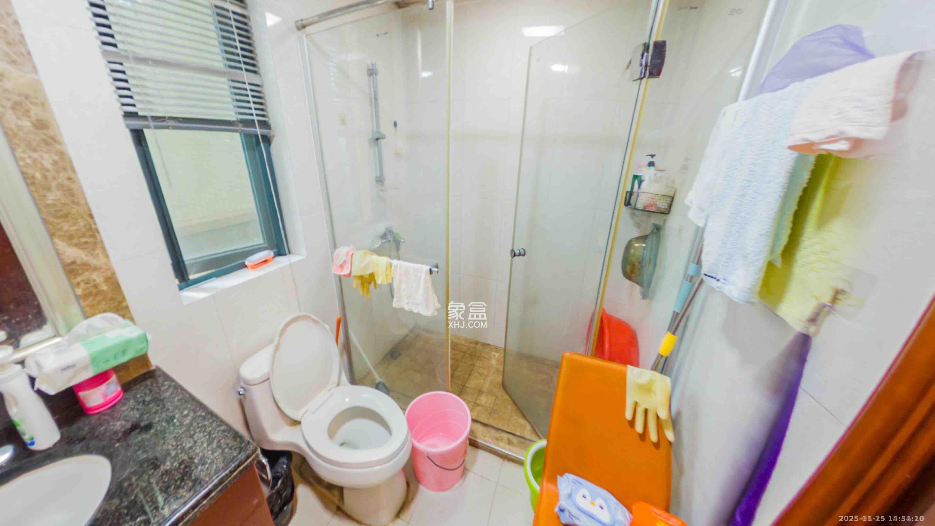 恒大绿洲  2室1厅1卫    2400.0元/月室内图