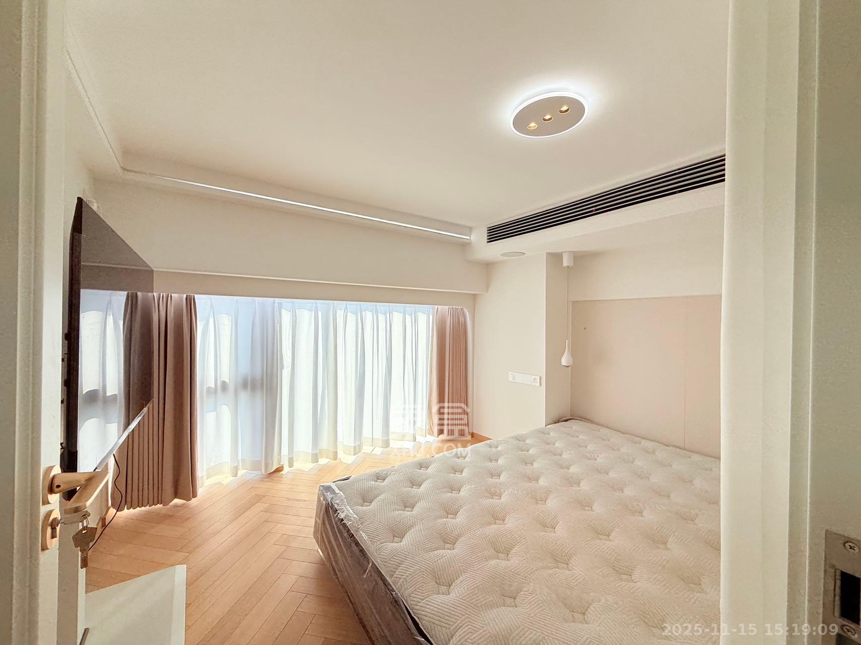 卓越中寰 2室1厅1卫 3000.0元/月 卓越中寰 2室1厅1卫 3000.0元/月室内图